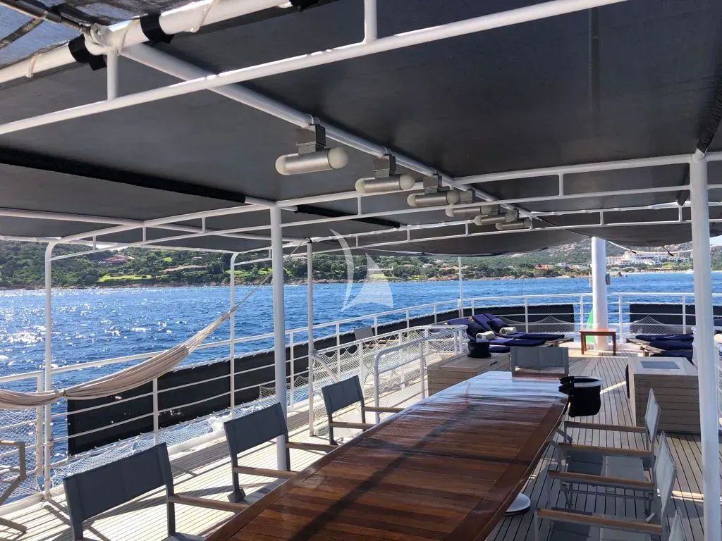 levante_yacht