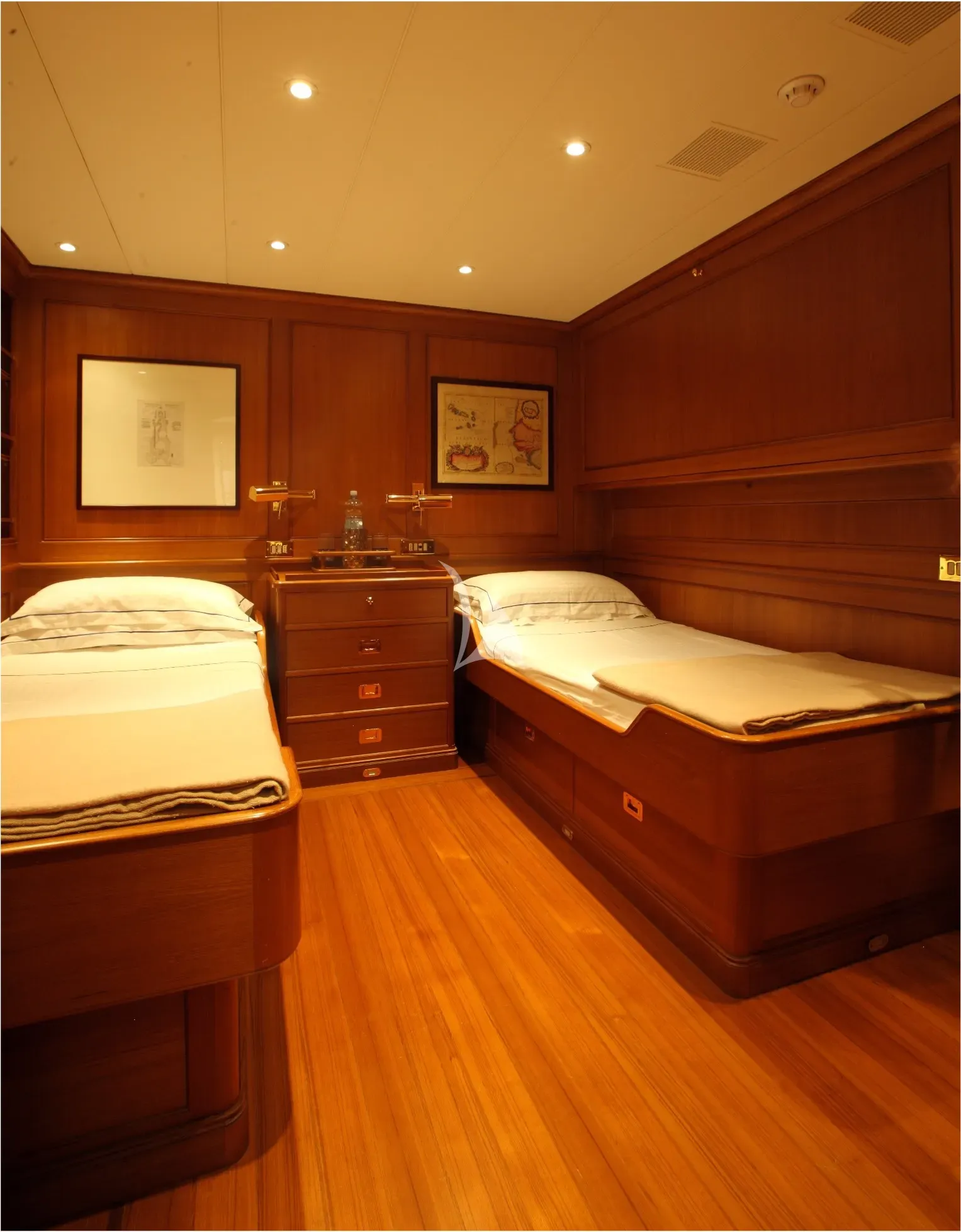 levante_yacht