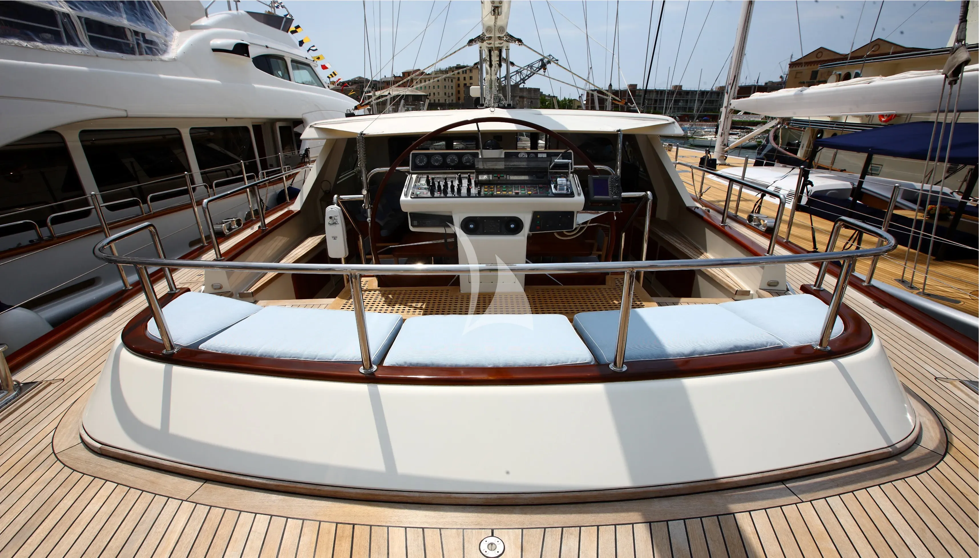 levante_yacht