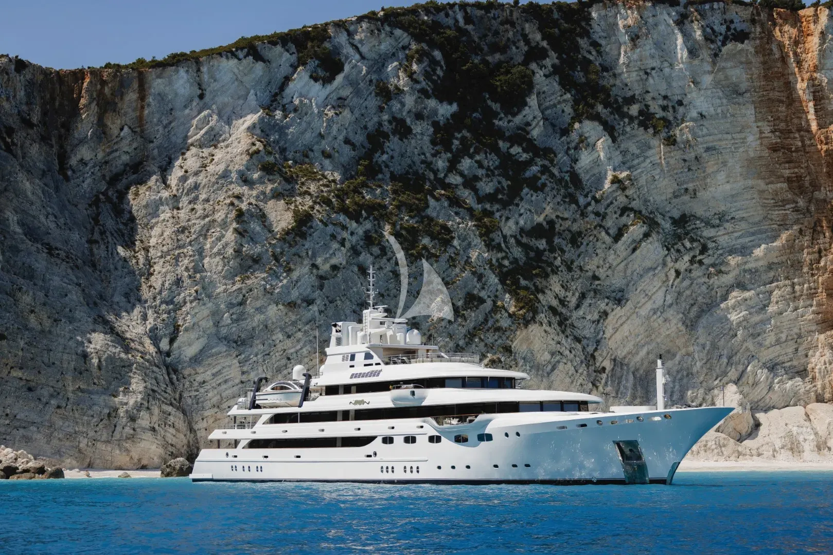 levante_yacht