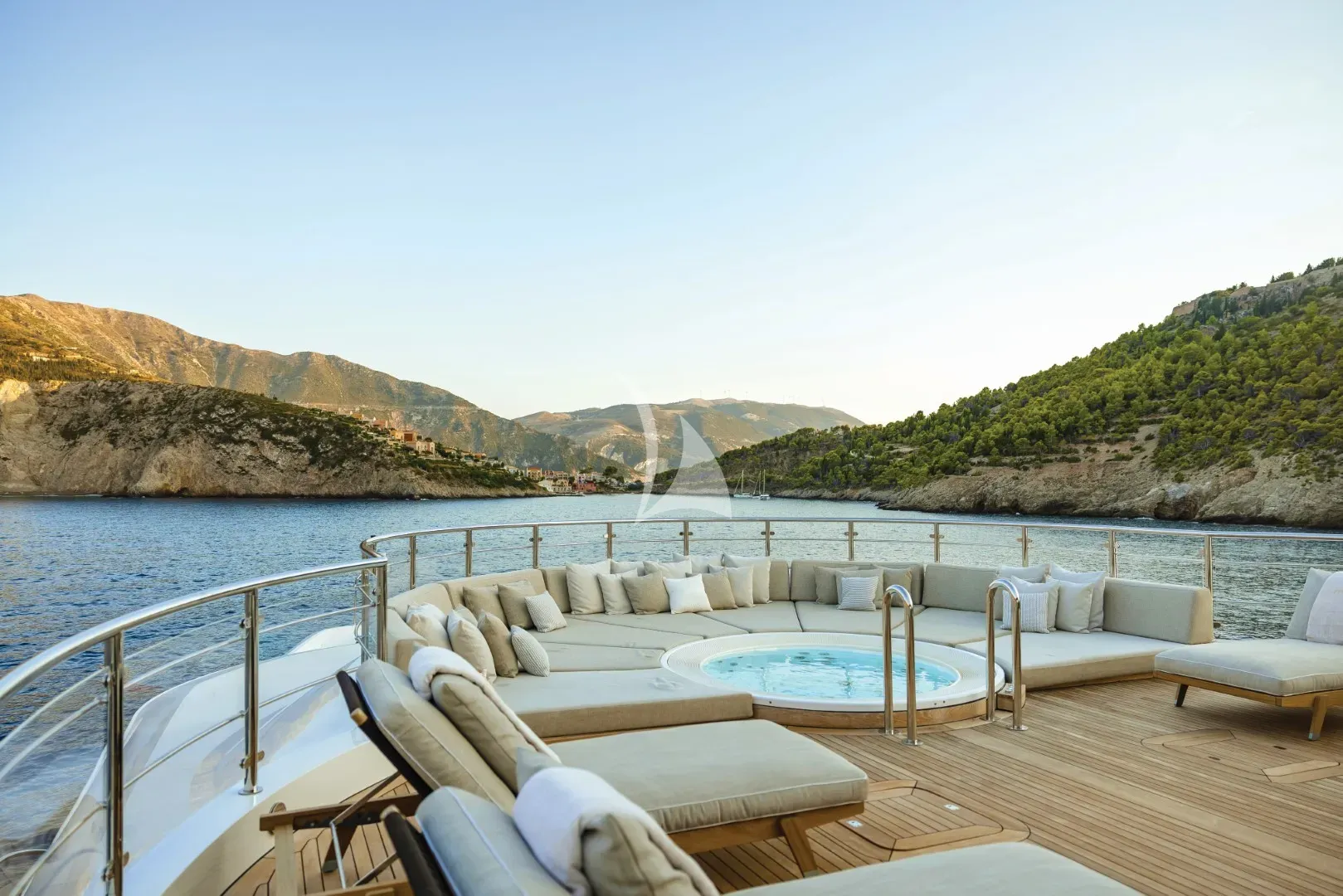levante_yacht