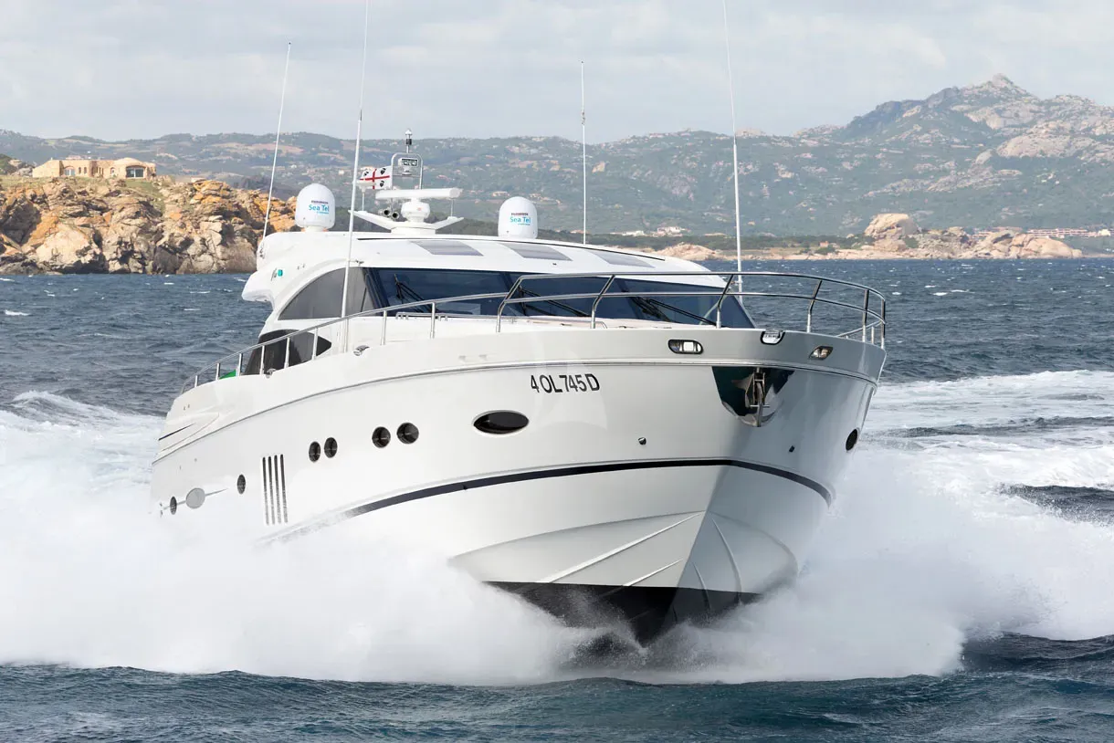 levante_yacht