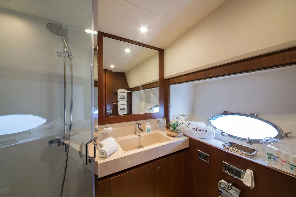 levante_yacht