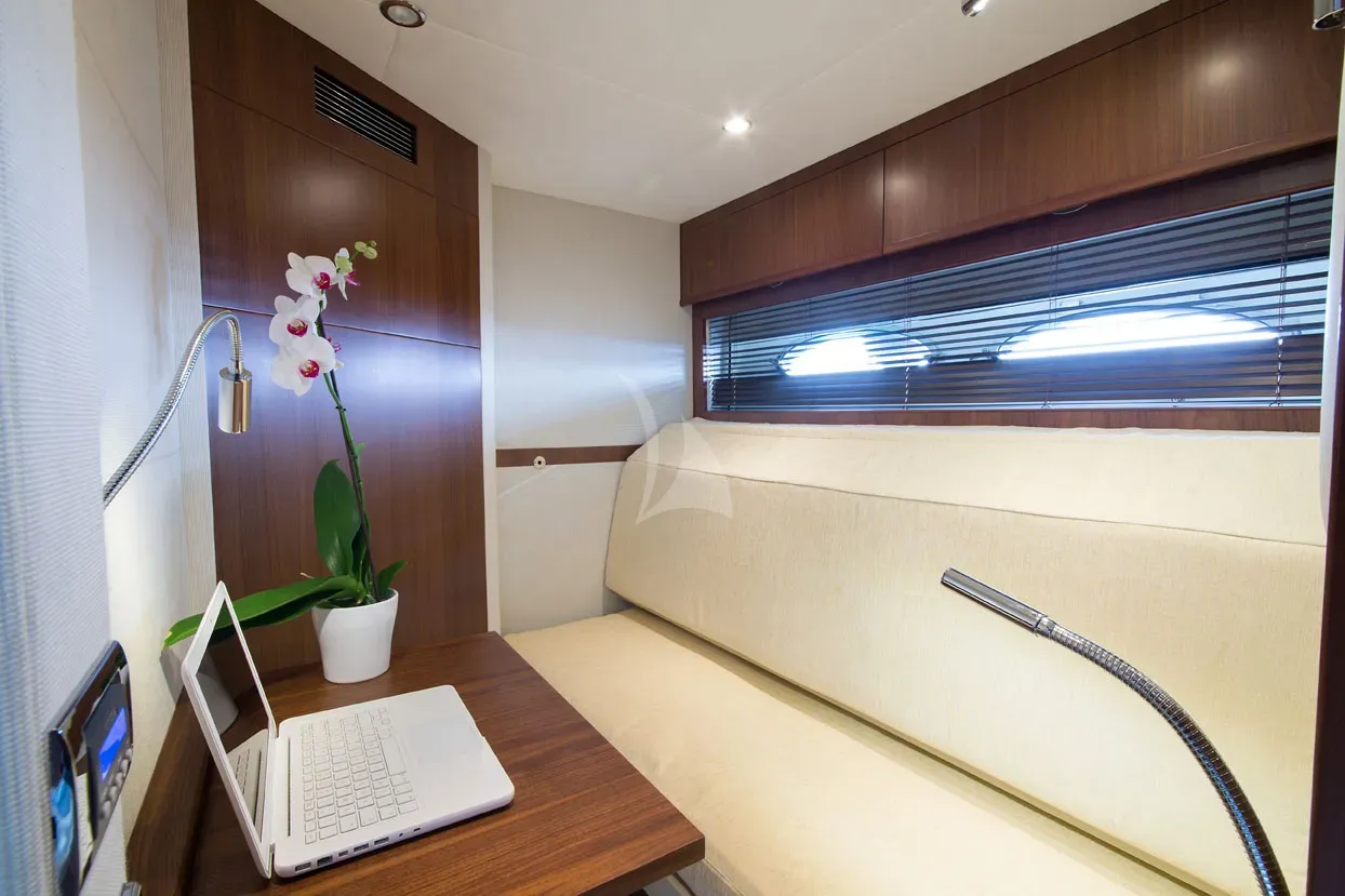 levante_yacht
