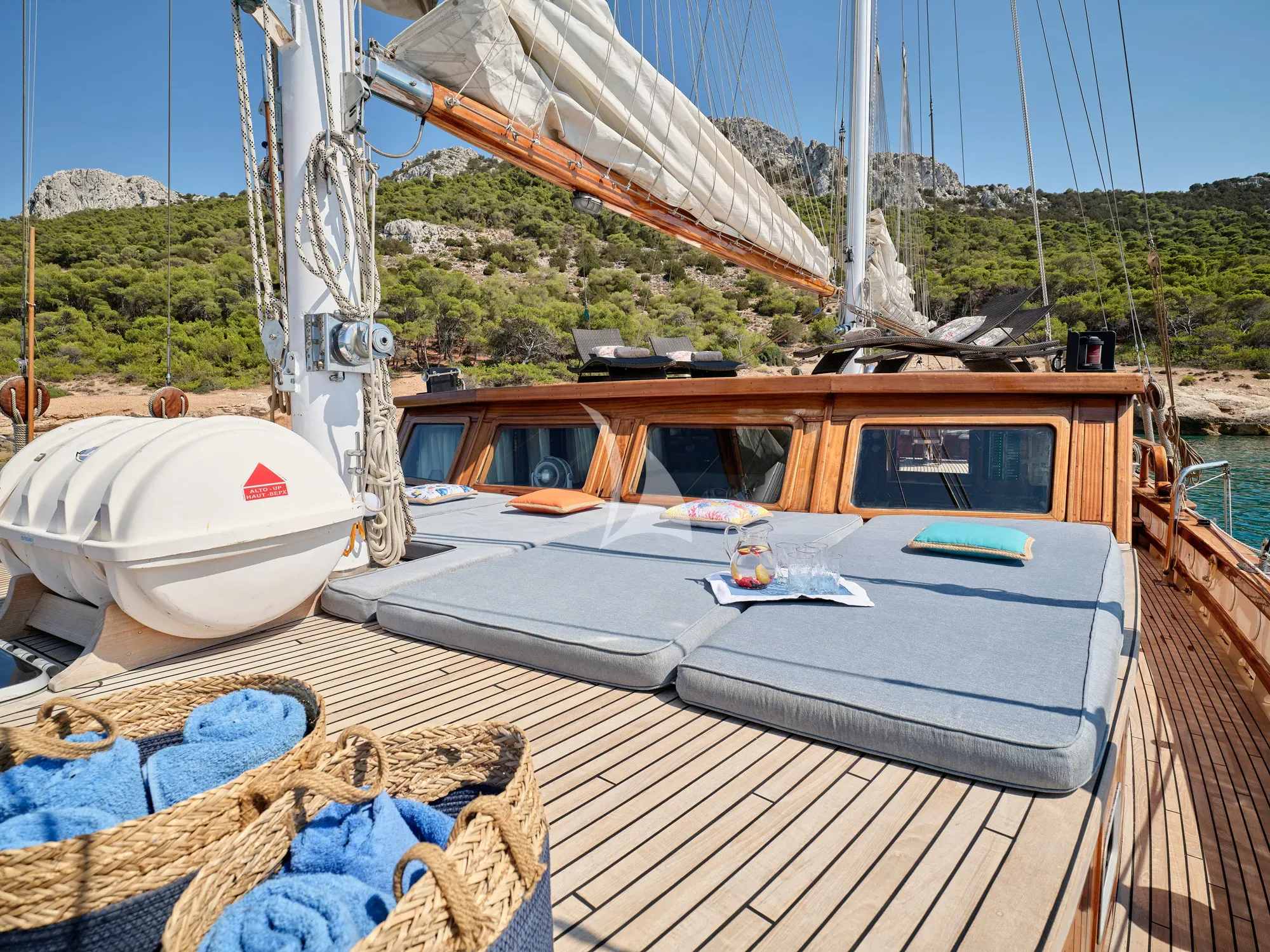 levante_yacht