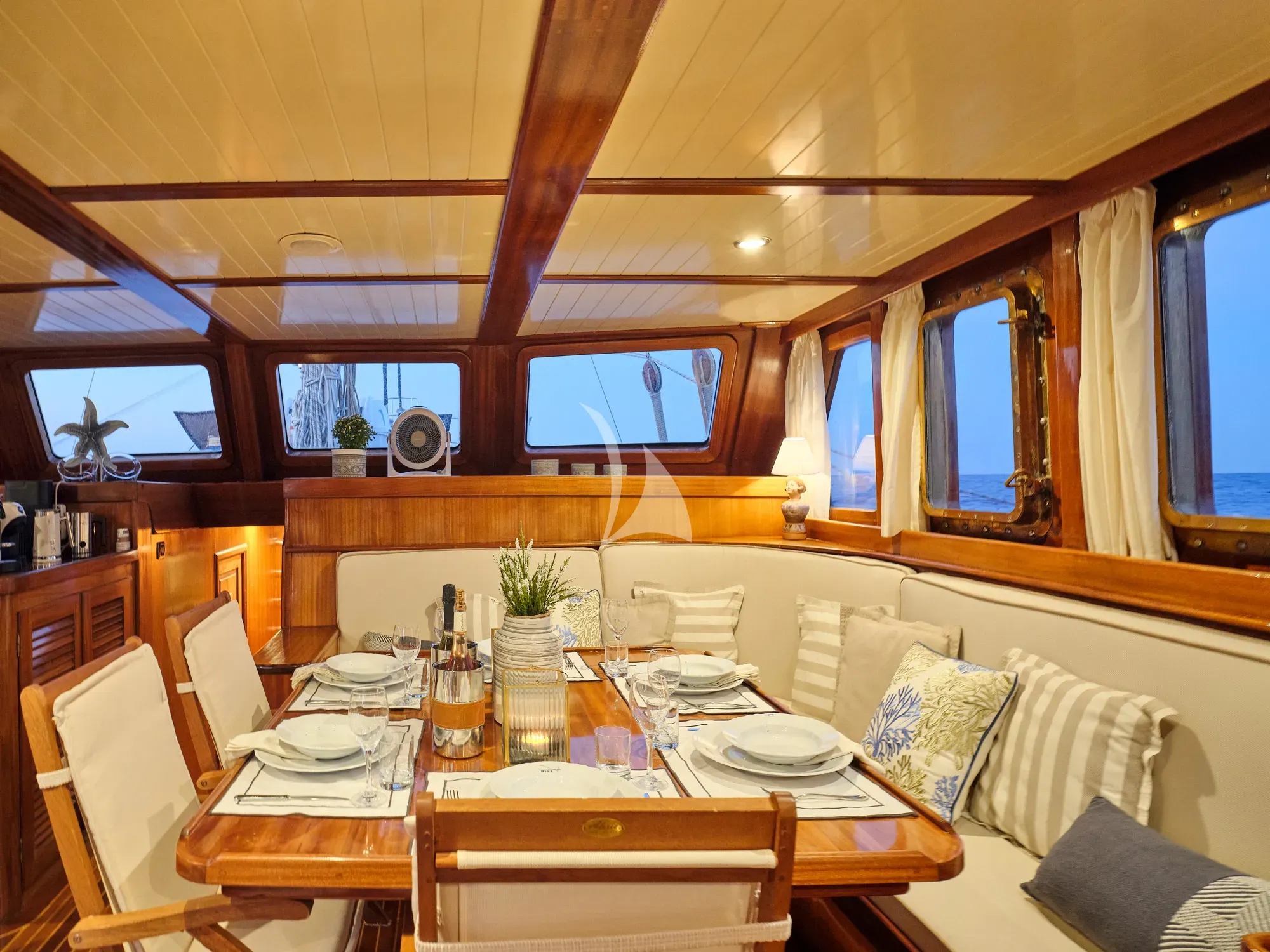 levante_yacht