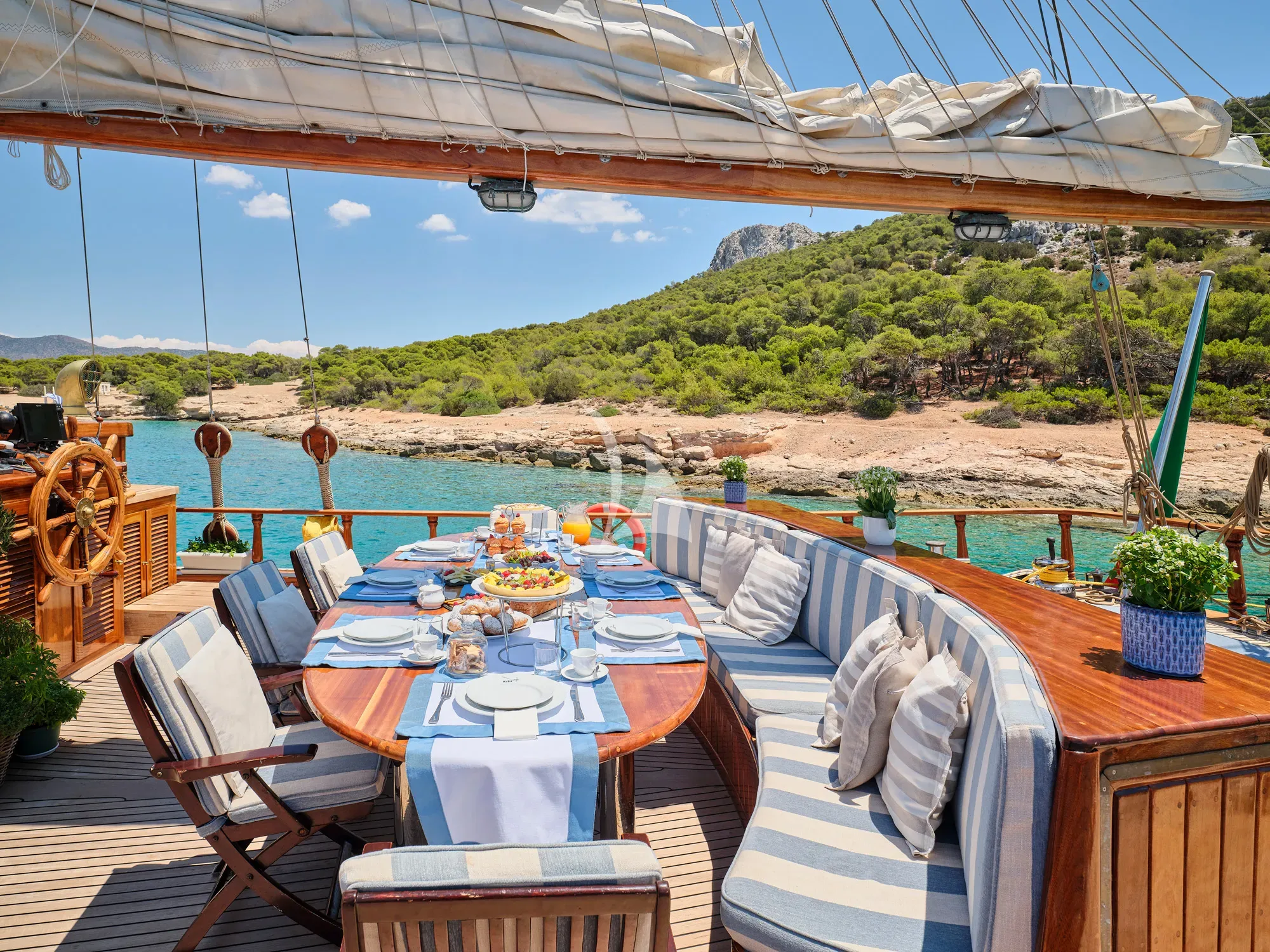 levante_yacht