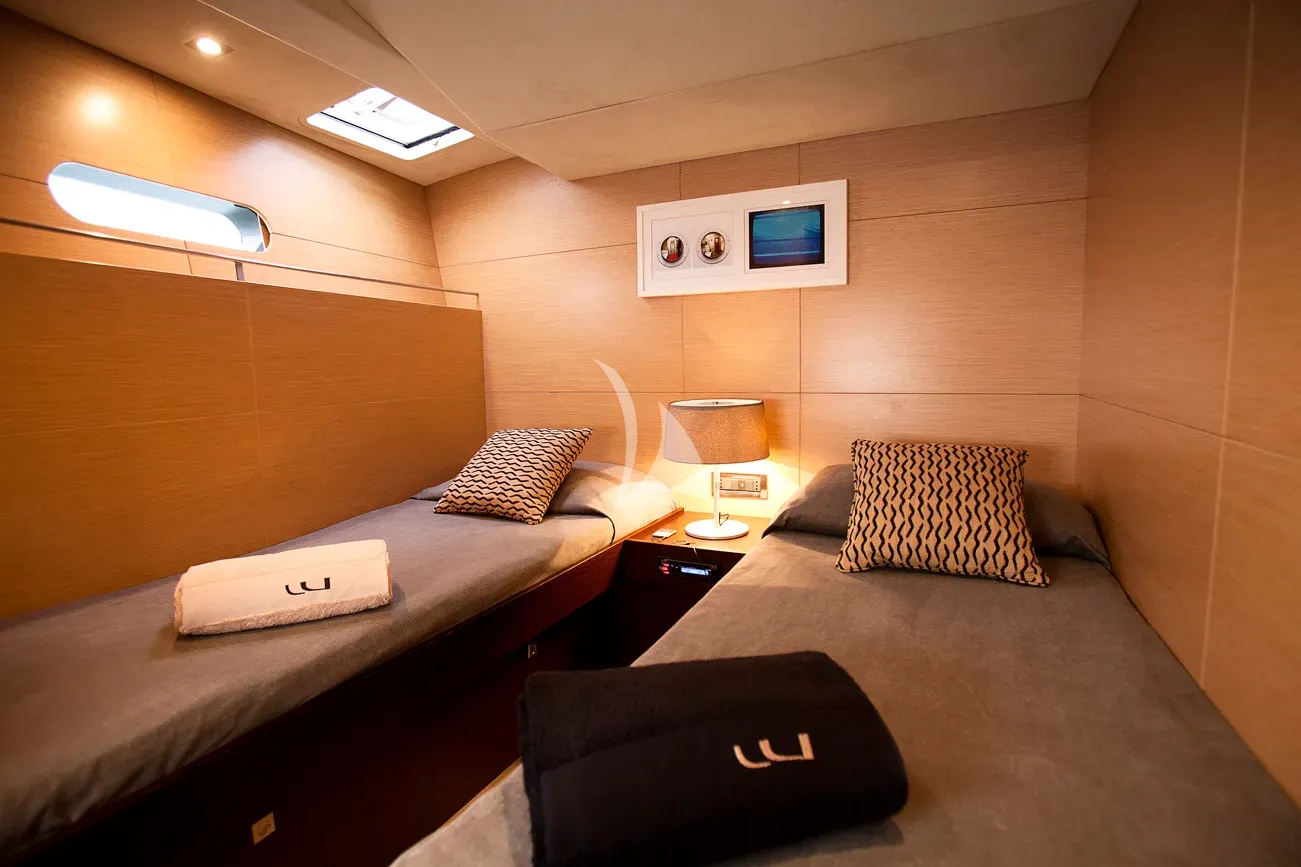 levante_yacht