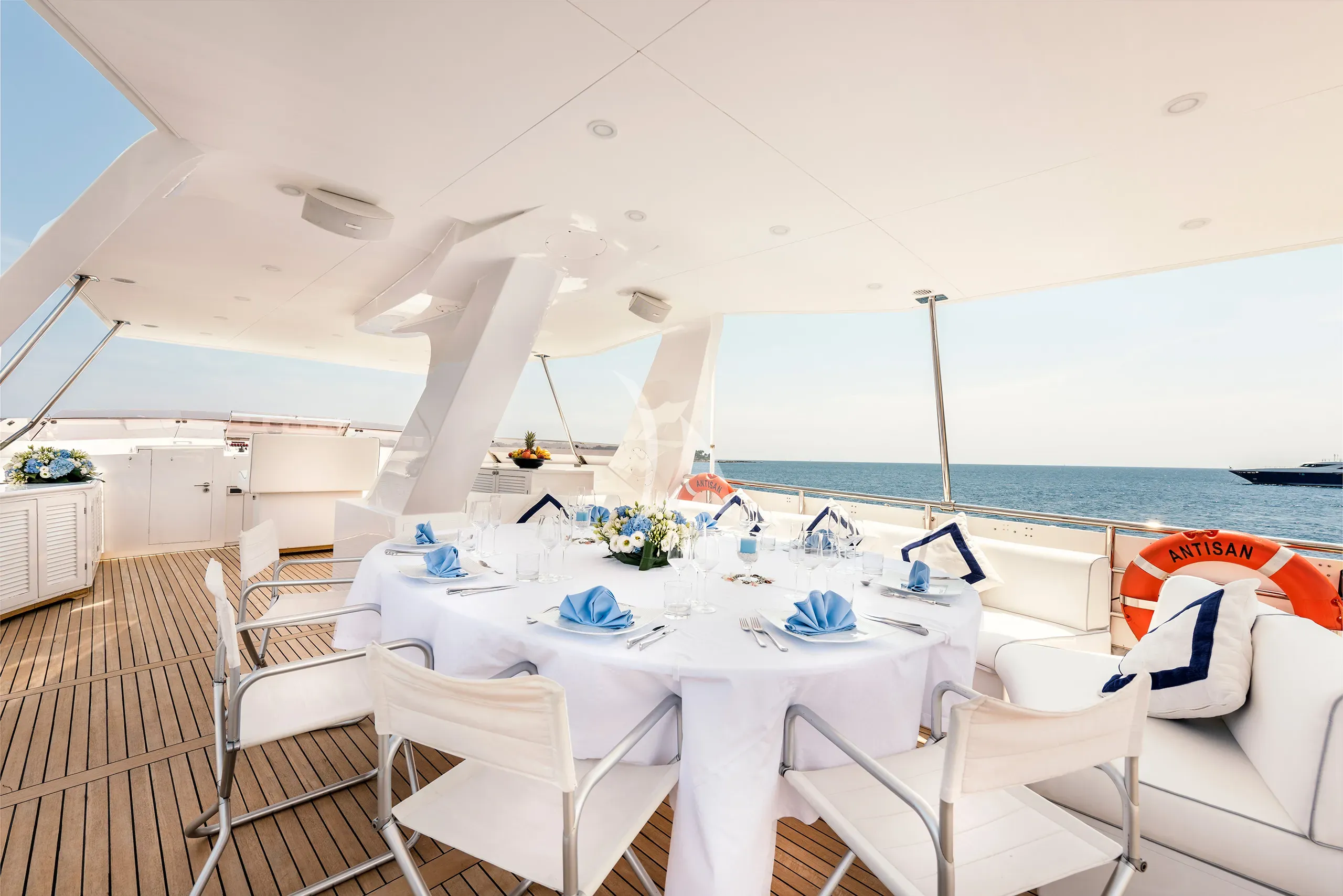 levante_yacht