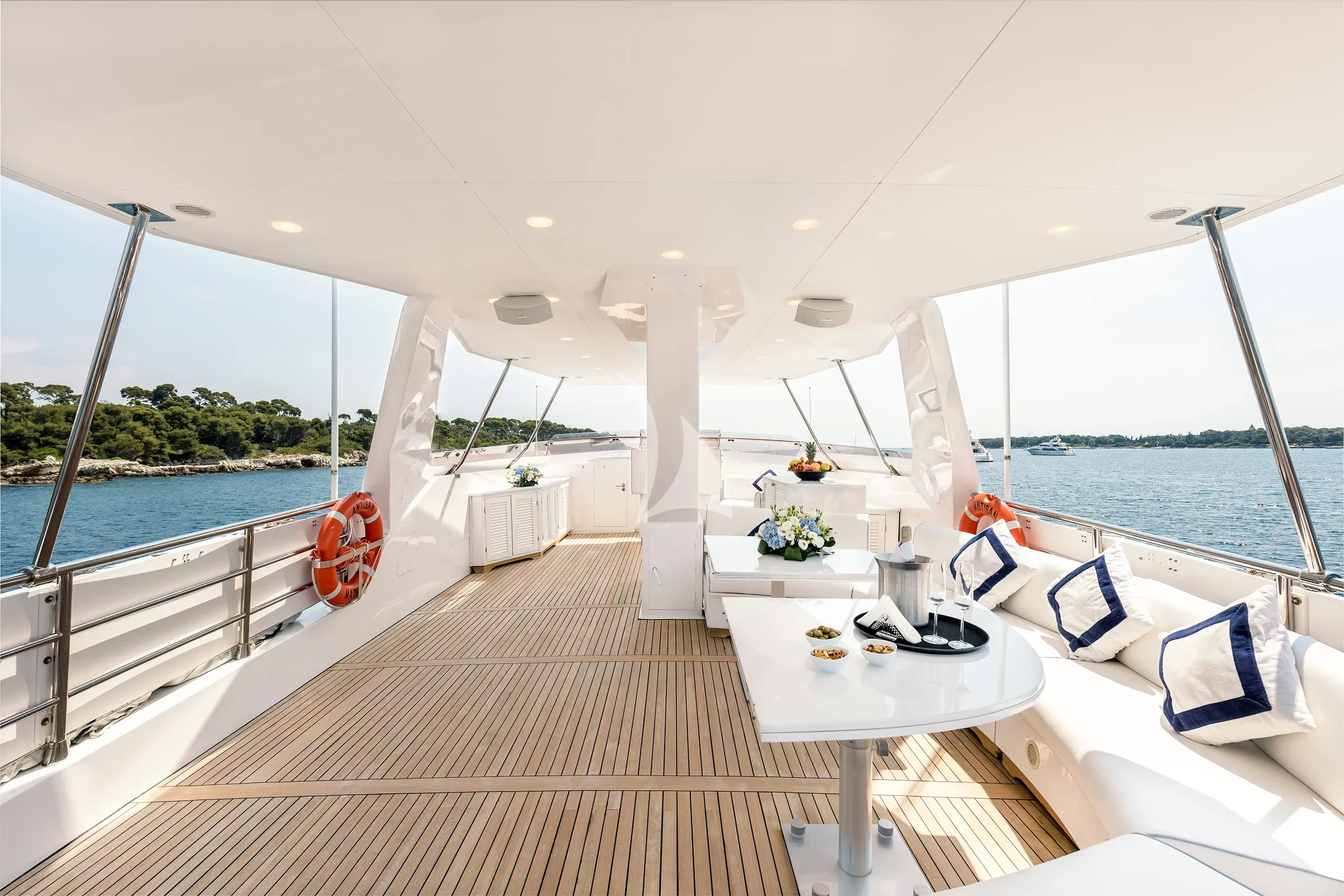 levante_yacht