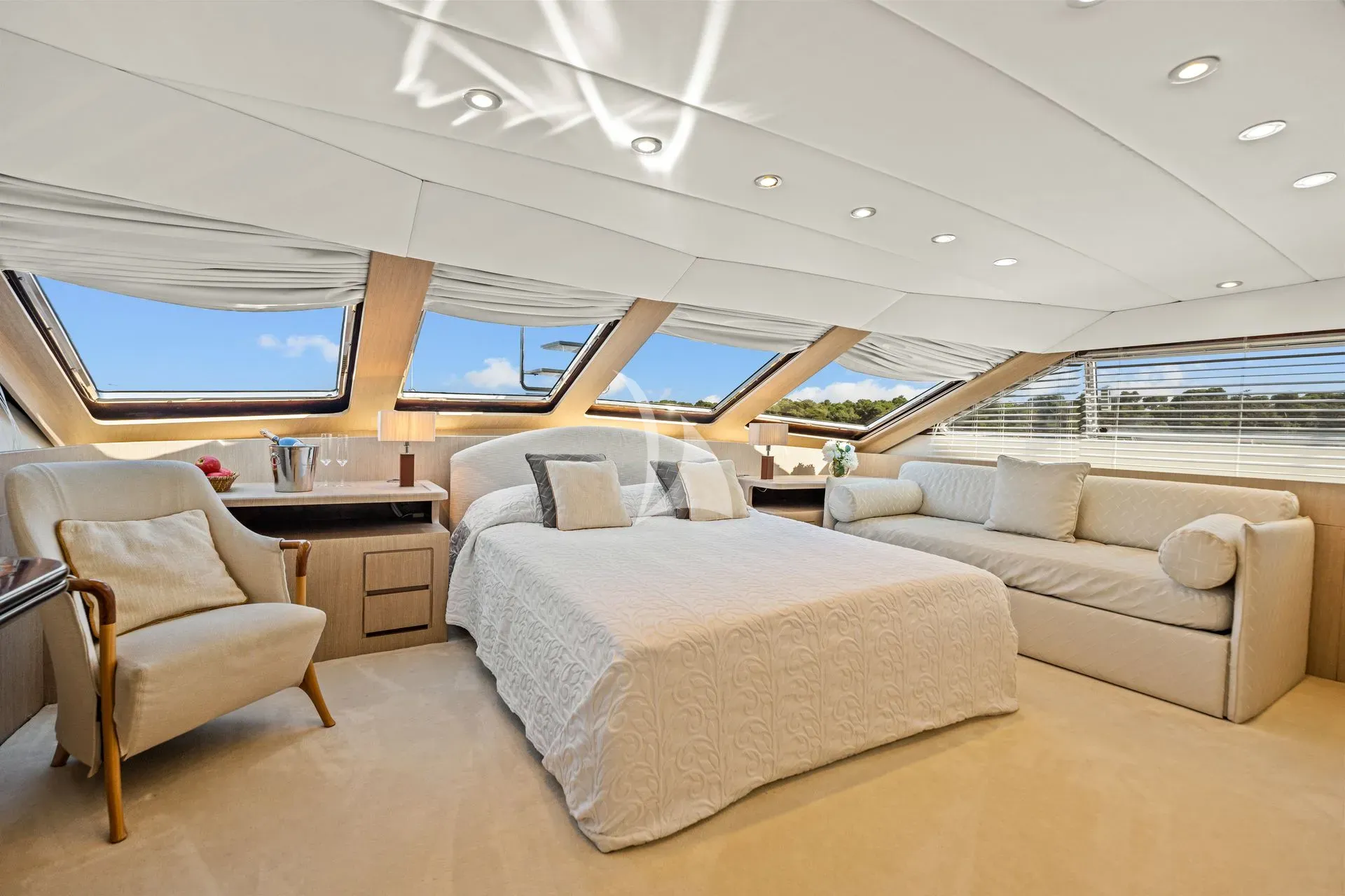 levante_yacht