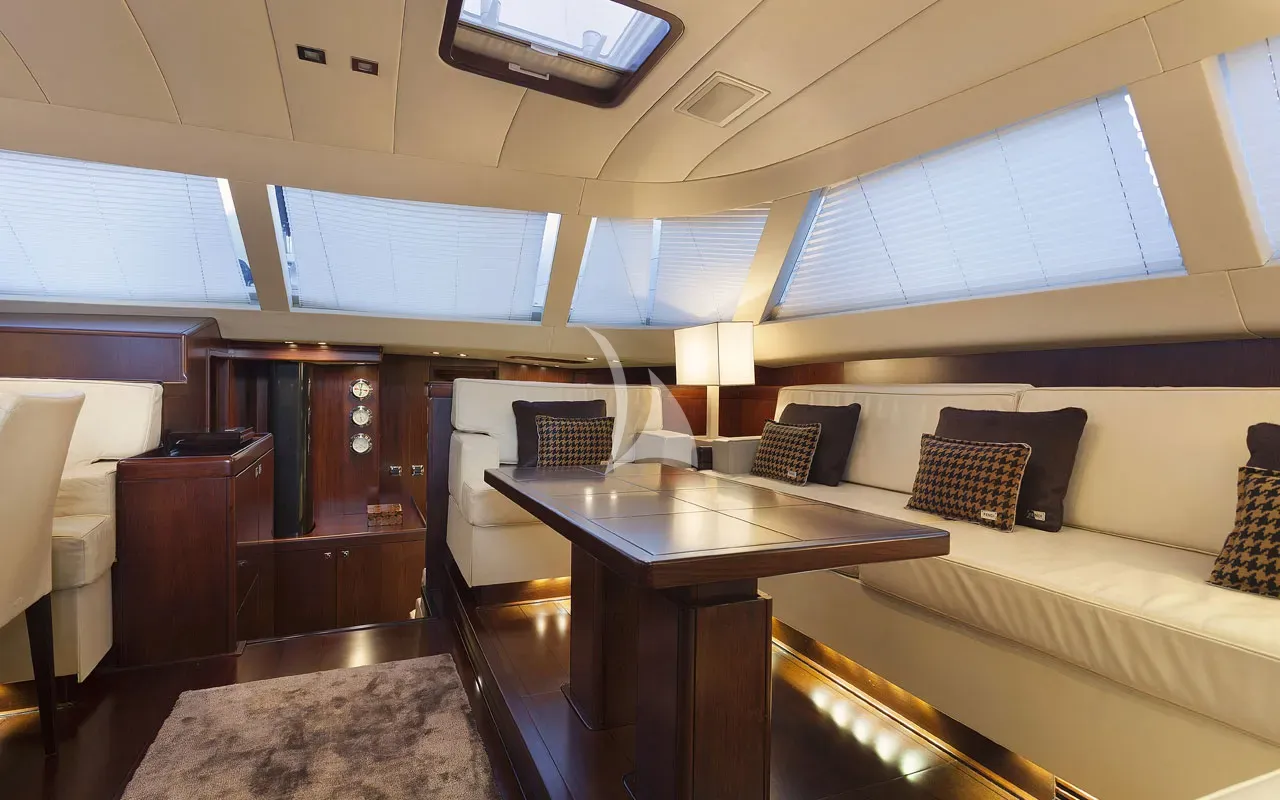 levante_yacht