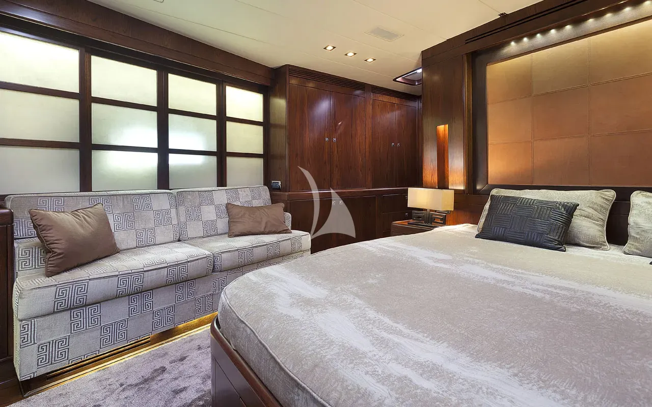levante_yacht