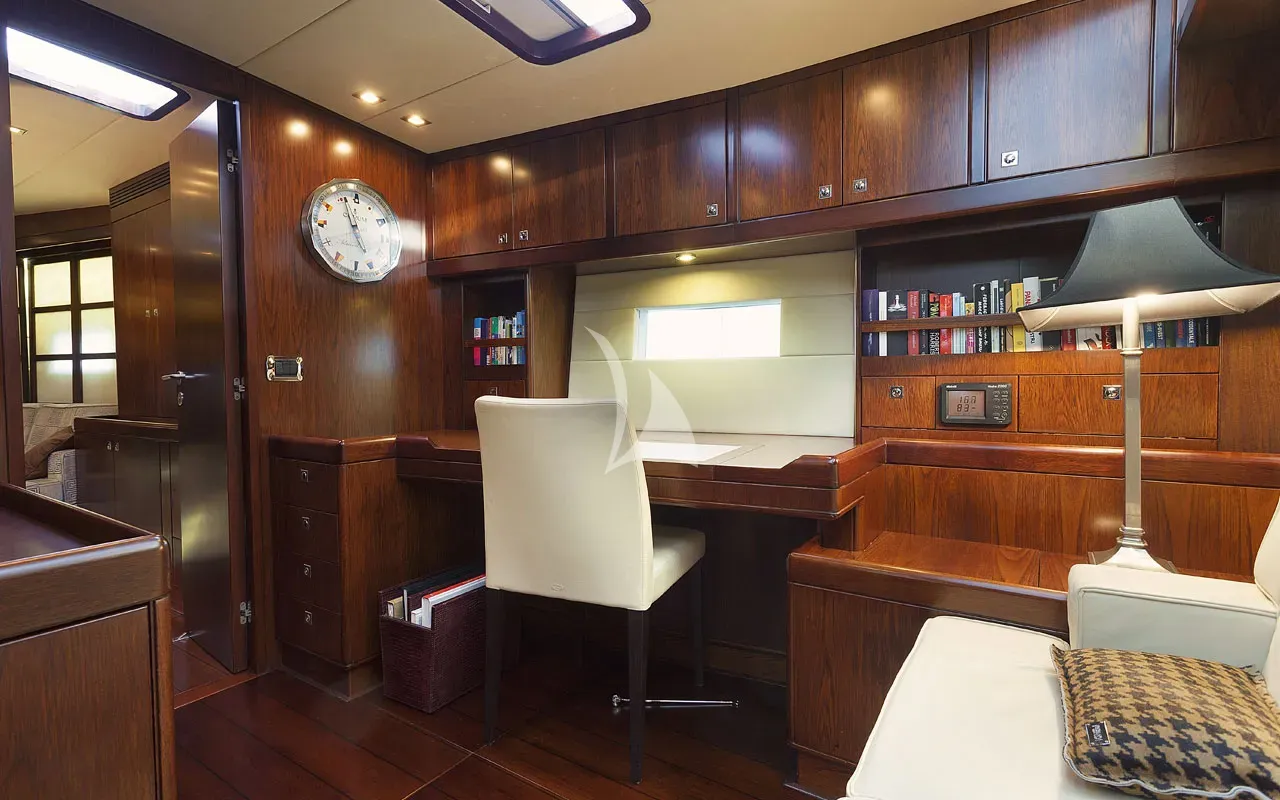 levante_yacht