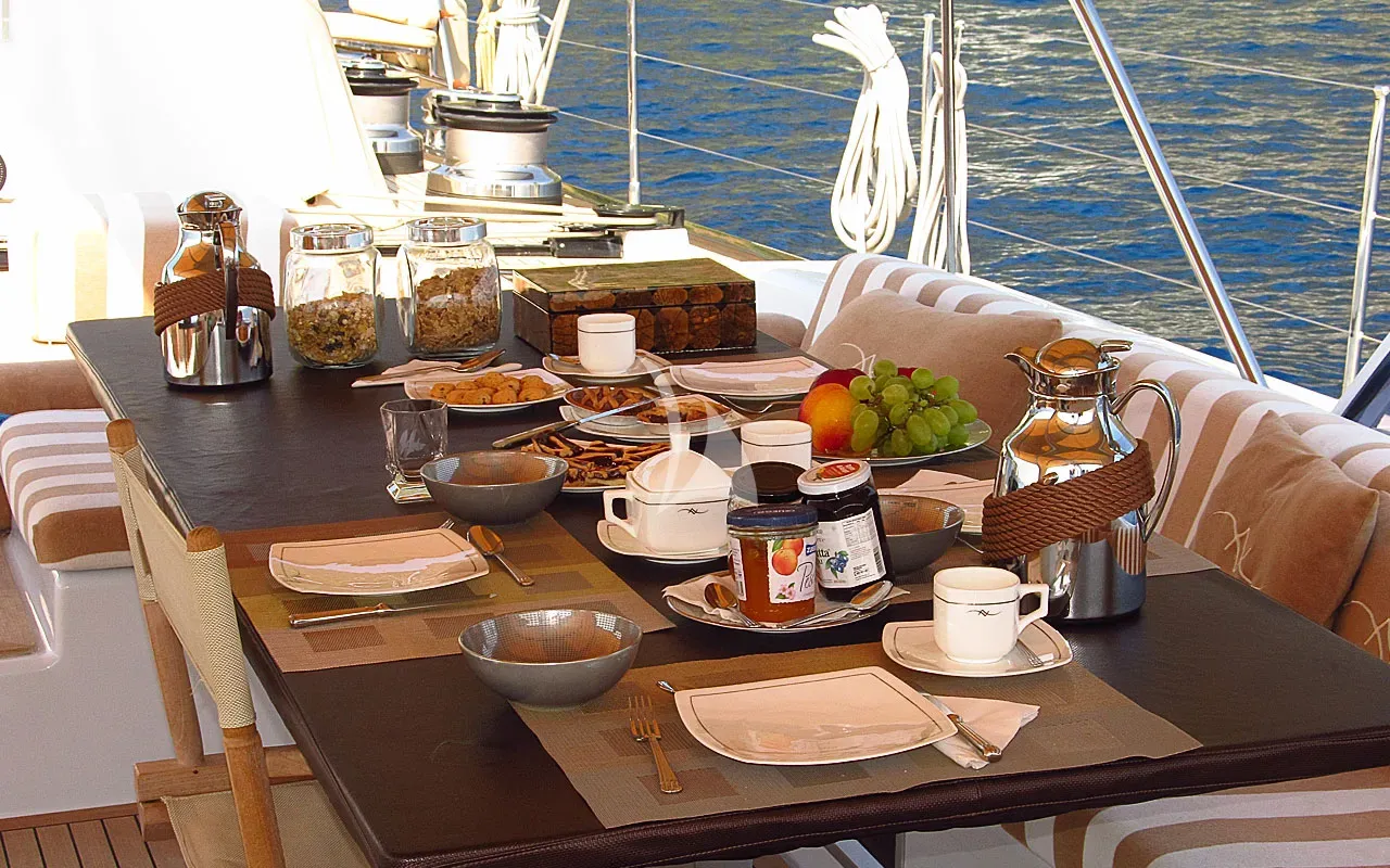 levante_yacht