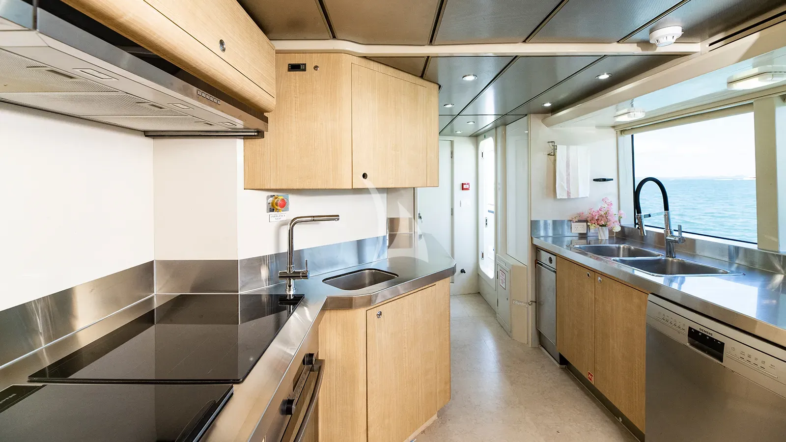 levante_yacht