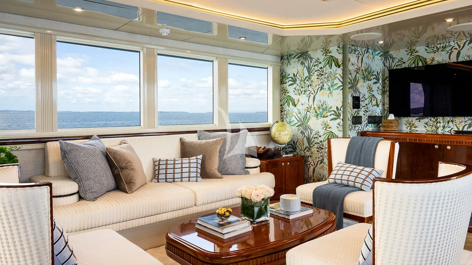 levante_yacht