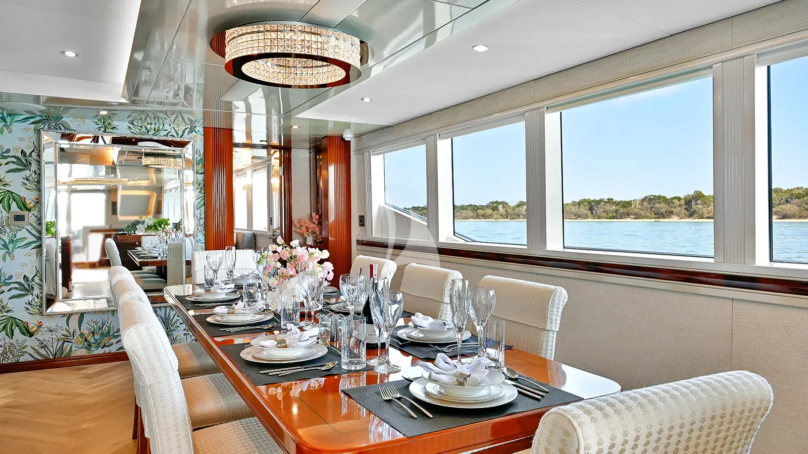 levante_yacht