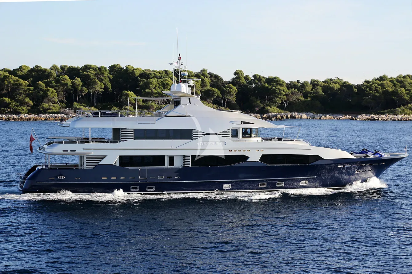 levante_yacht