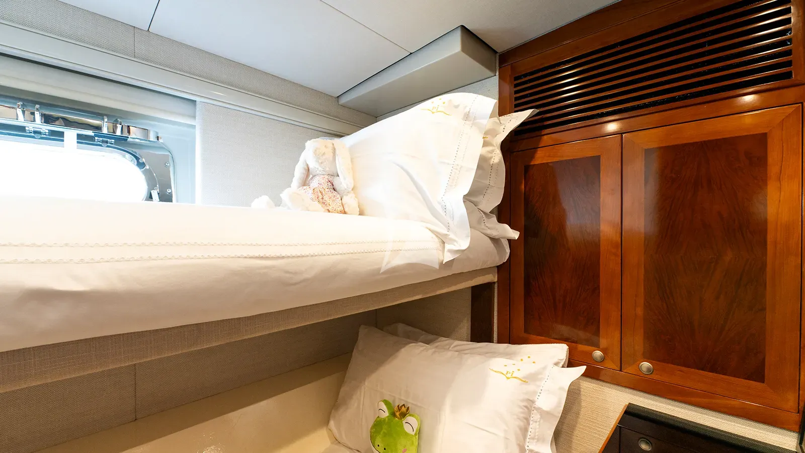 levante_yacht