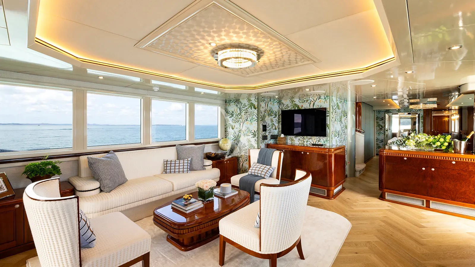 levante_yacht