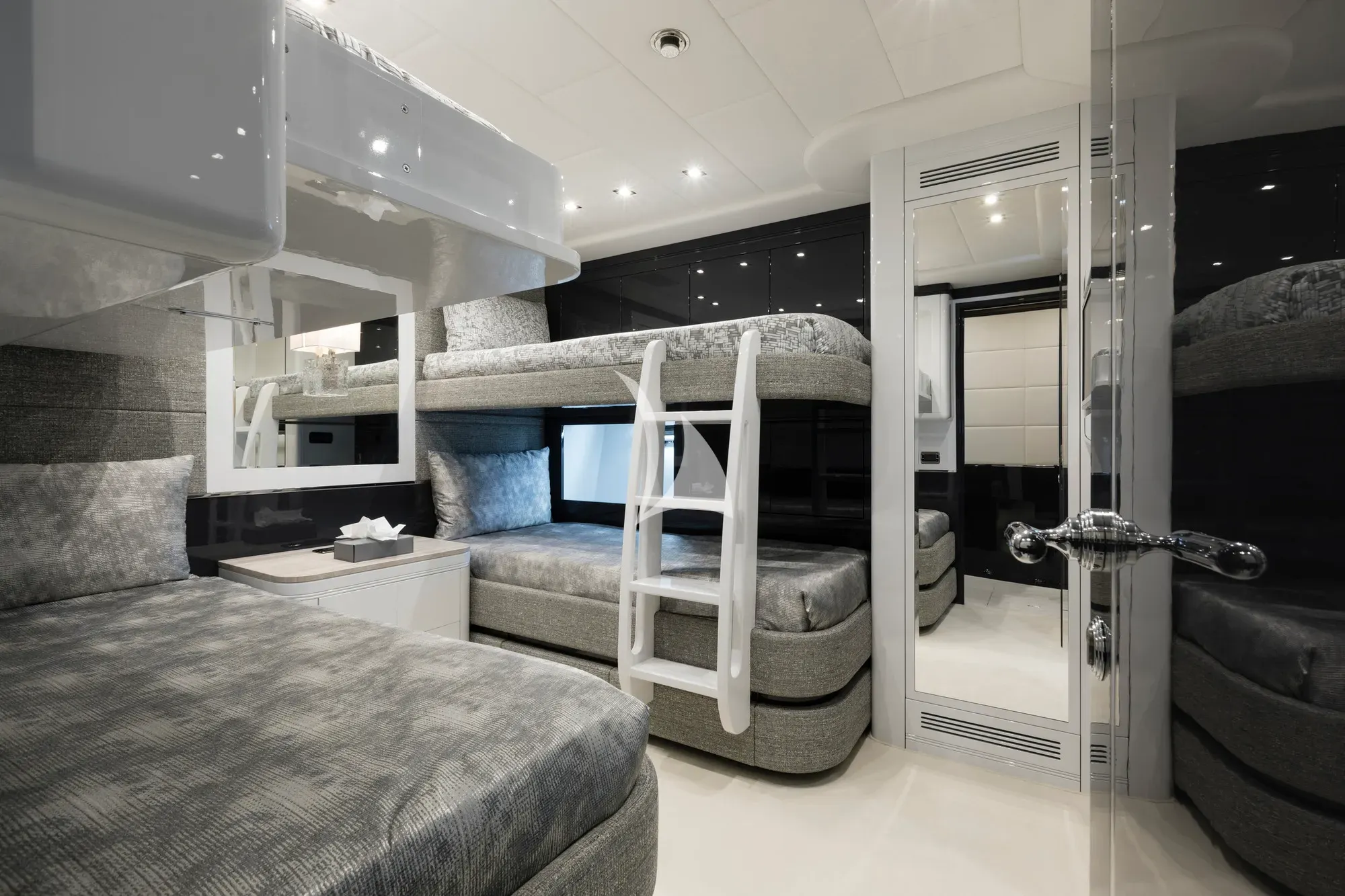 levante_yacht