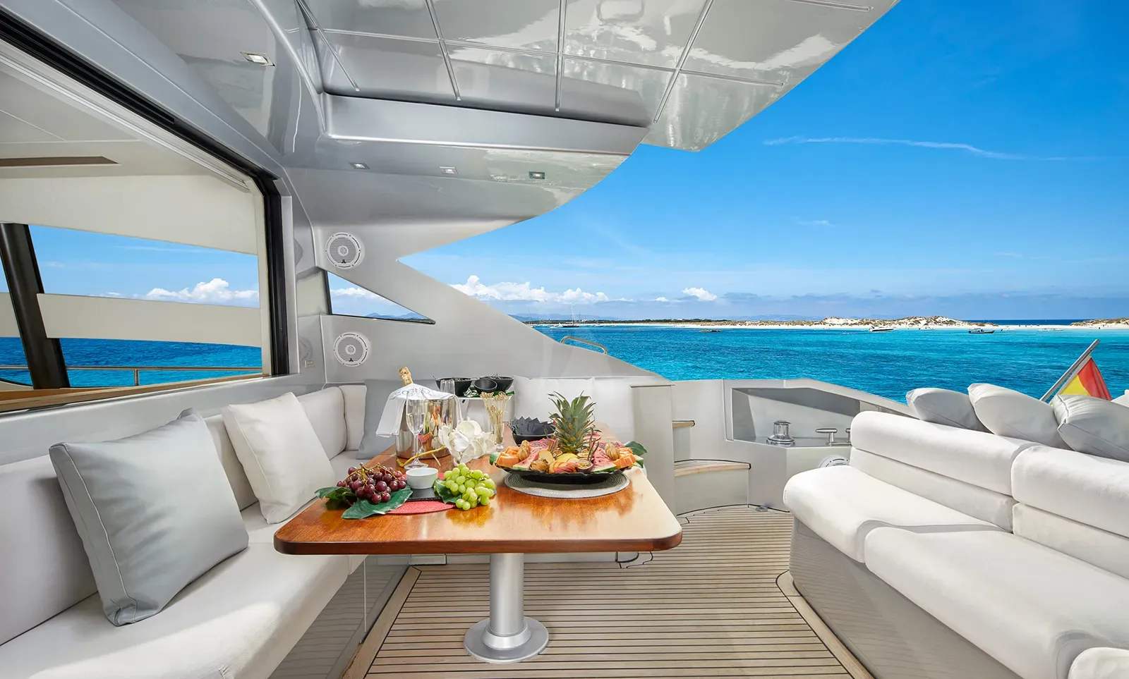 levante_yacht
