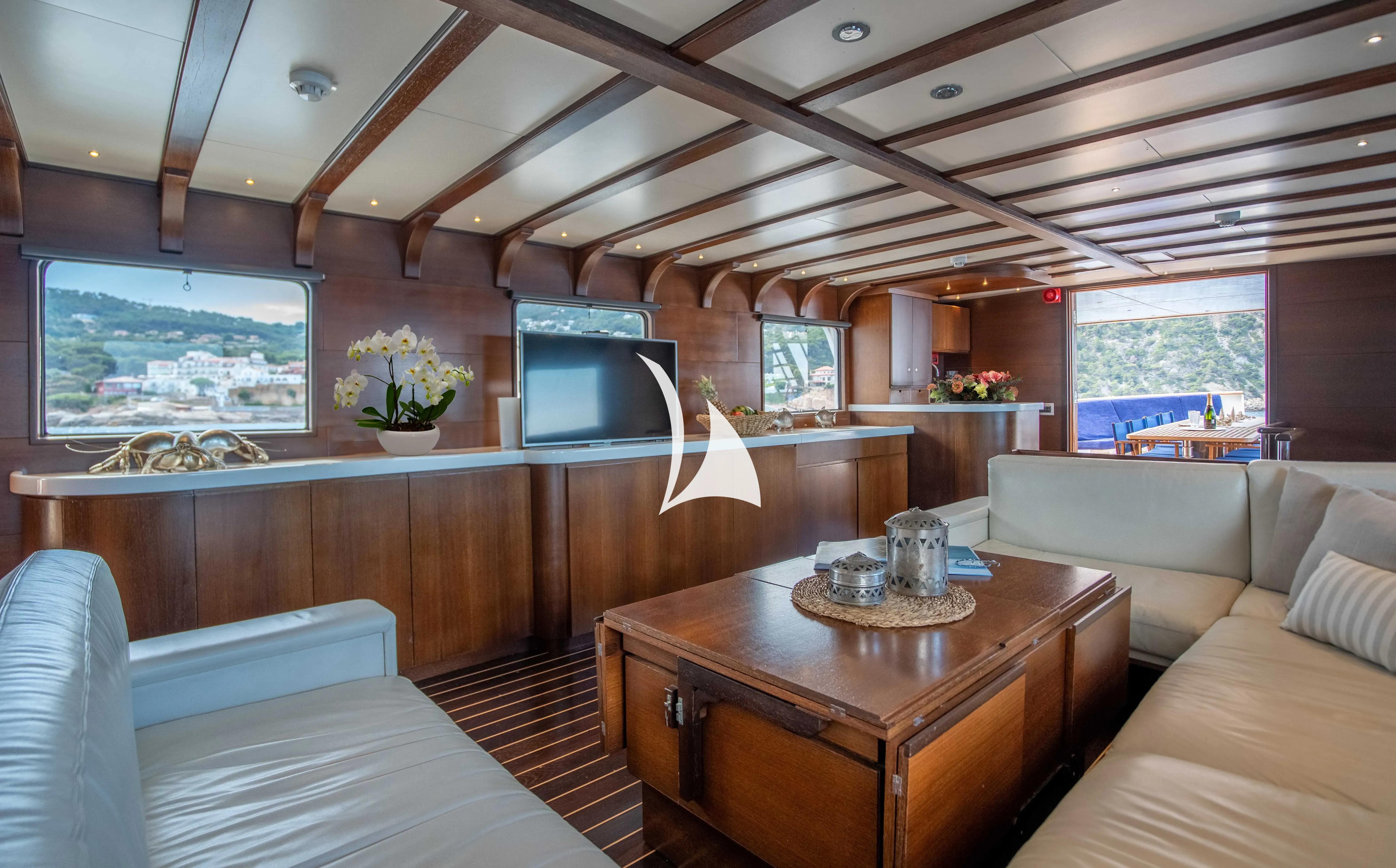levante_yacht