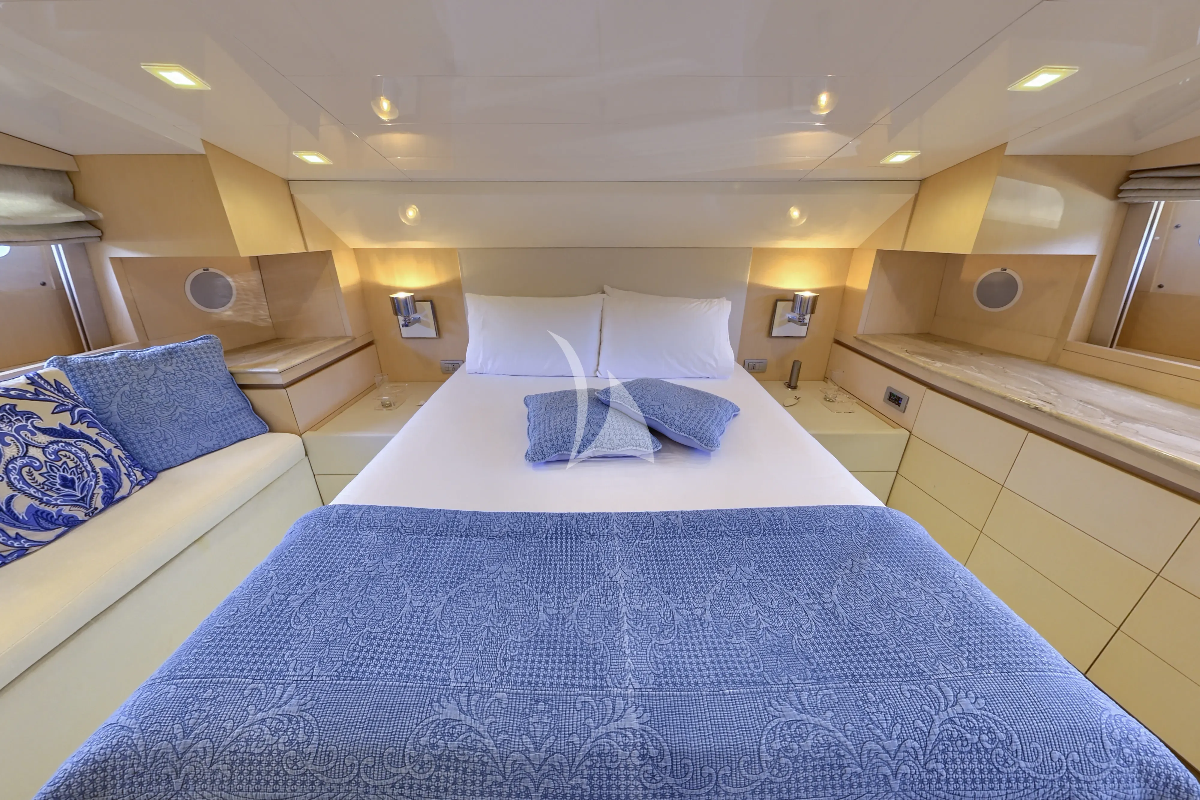 levante_yacht