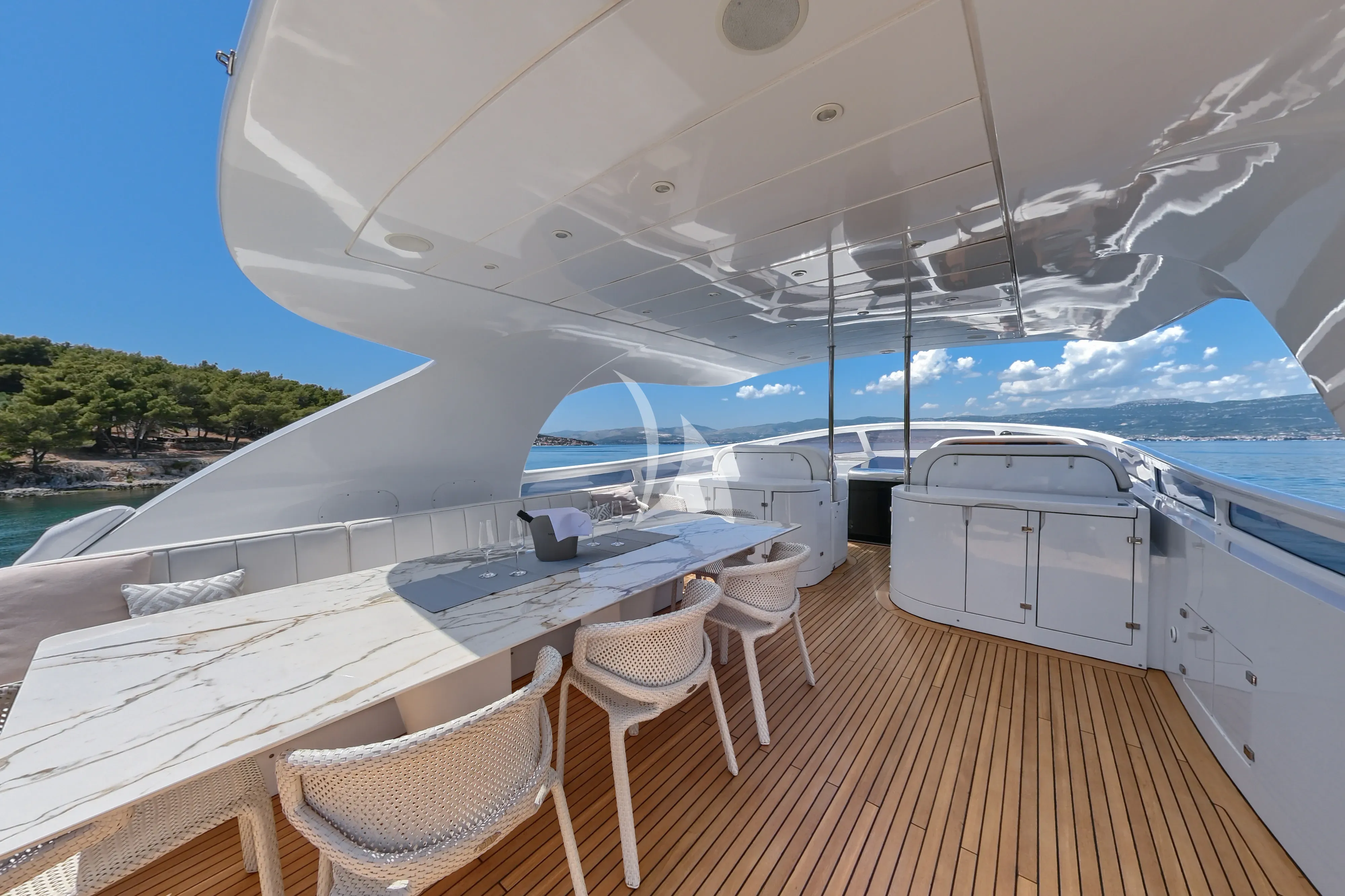 levante_yacht