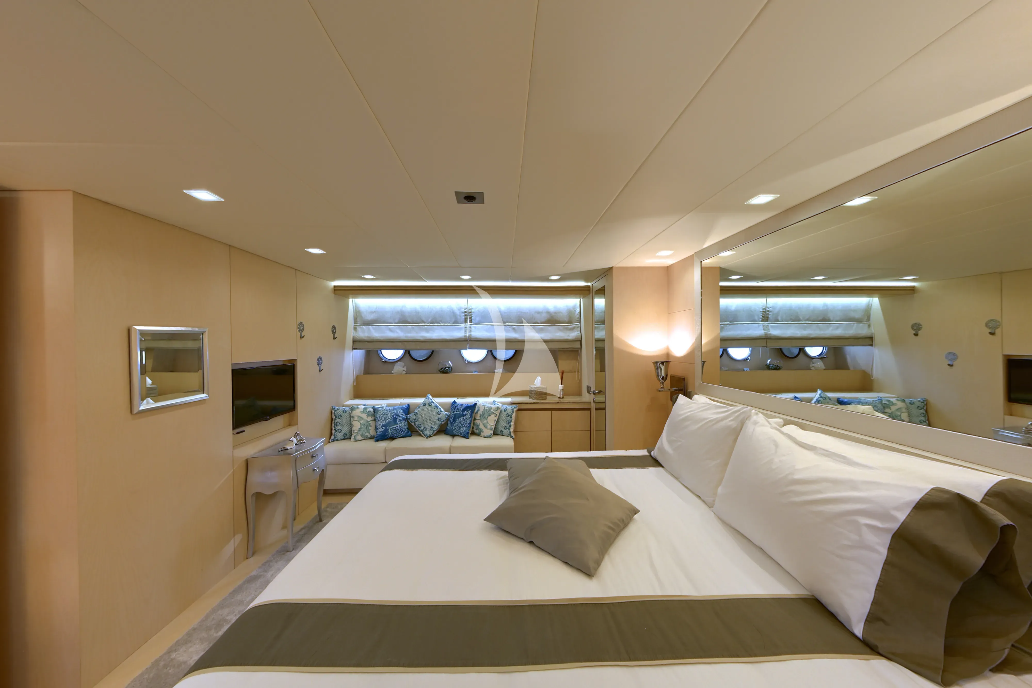 levante_yacht