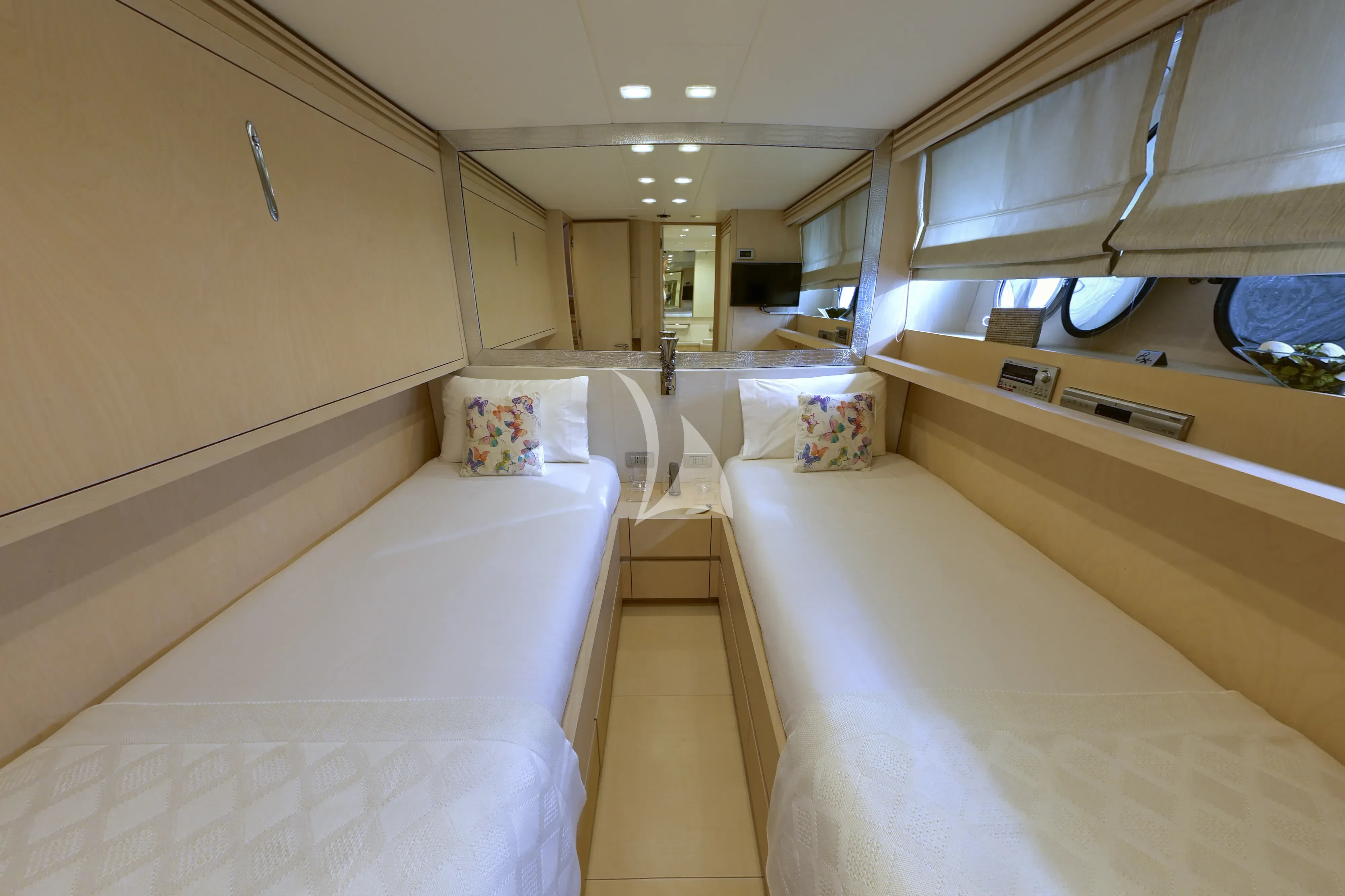 levante_yacht