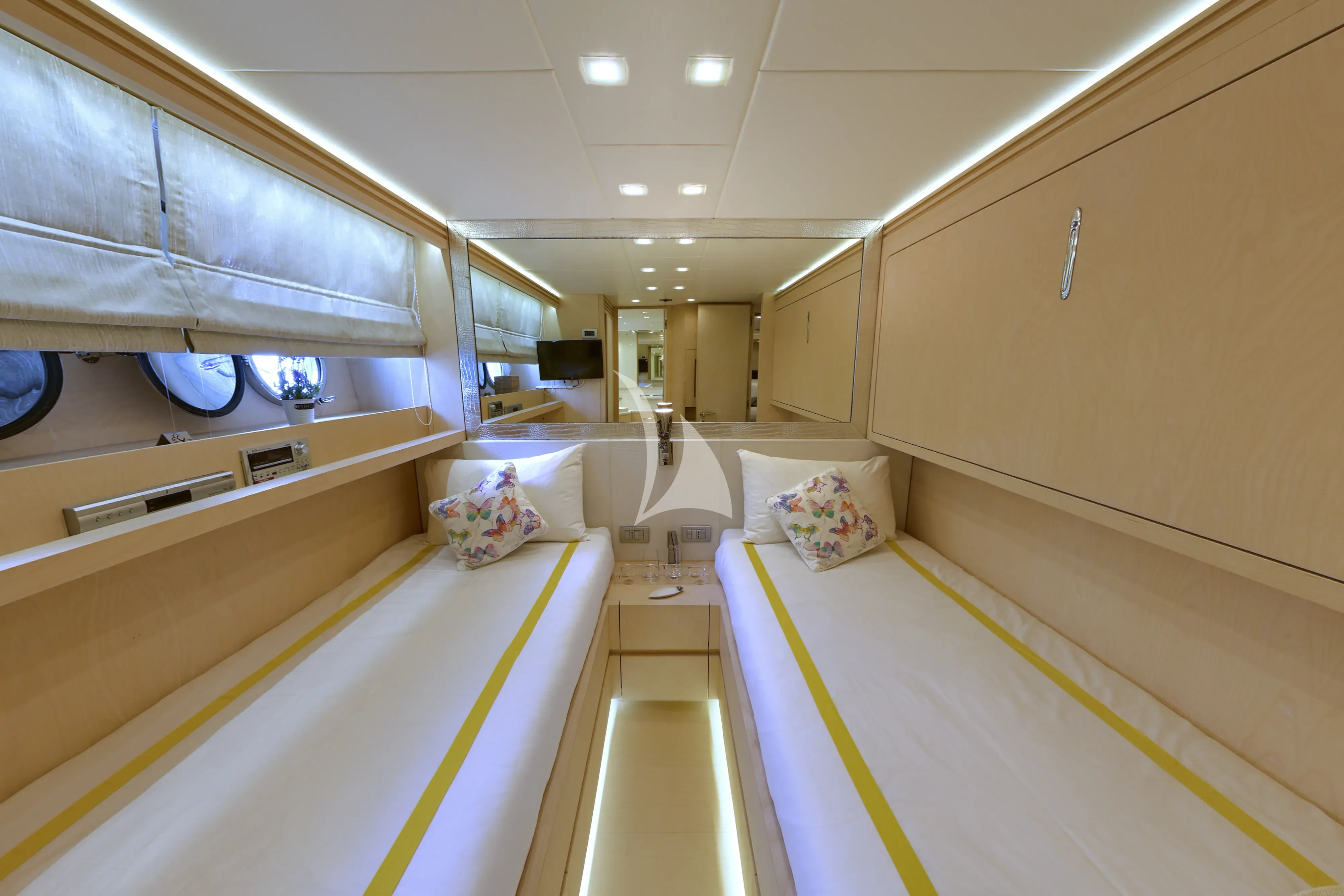 levante_yacht
