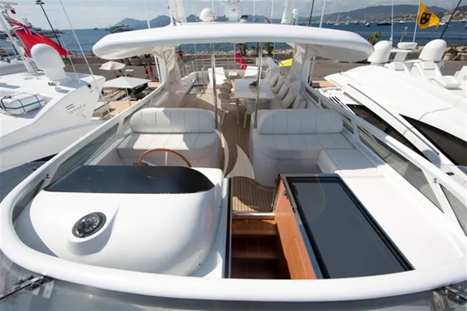 levante_yacht