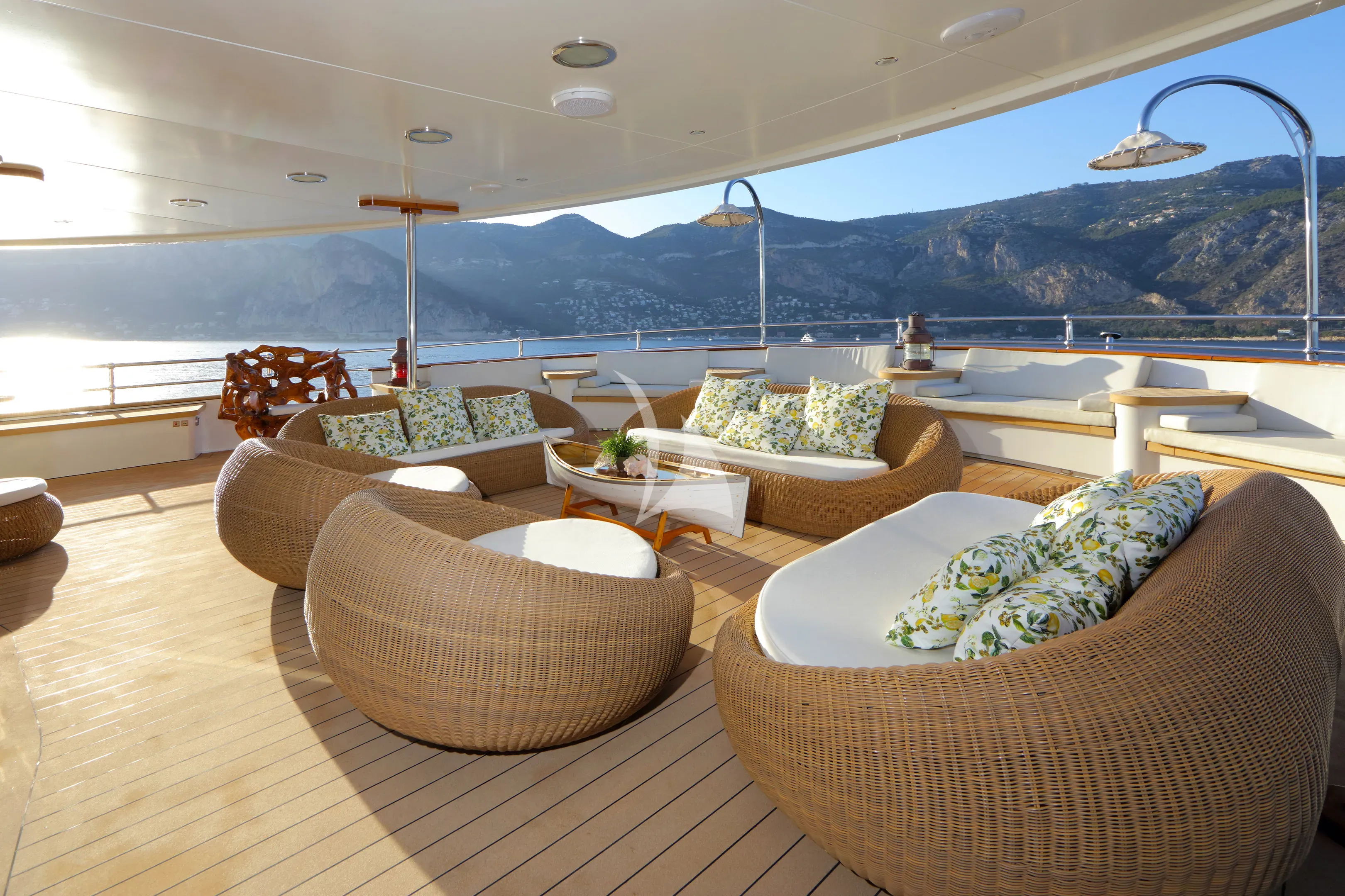 levante_yacht