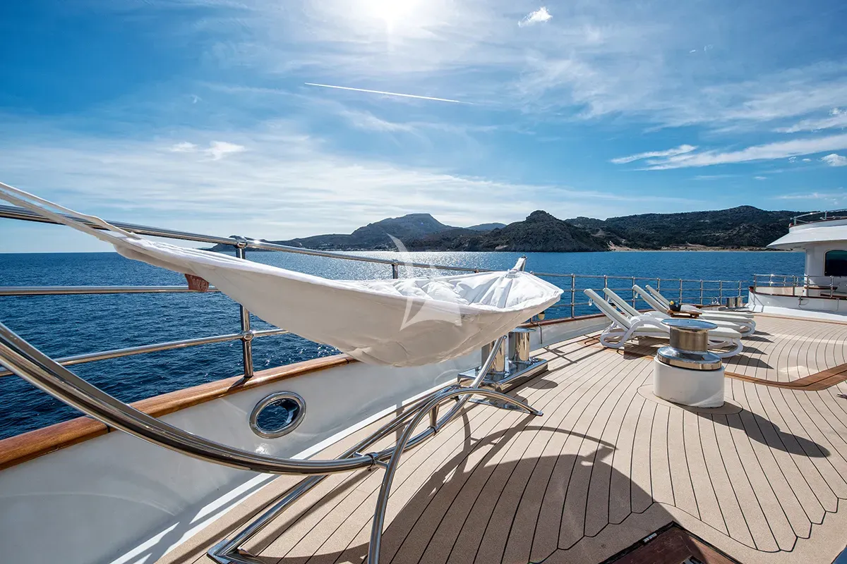 levante_yacht