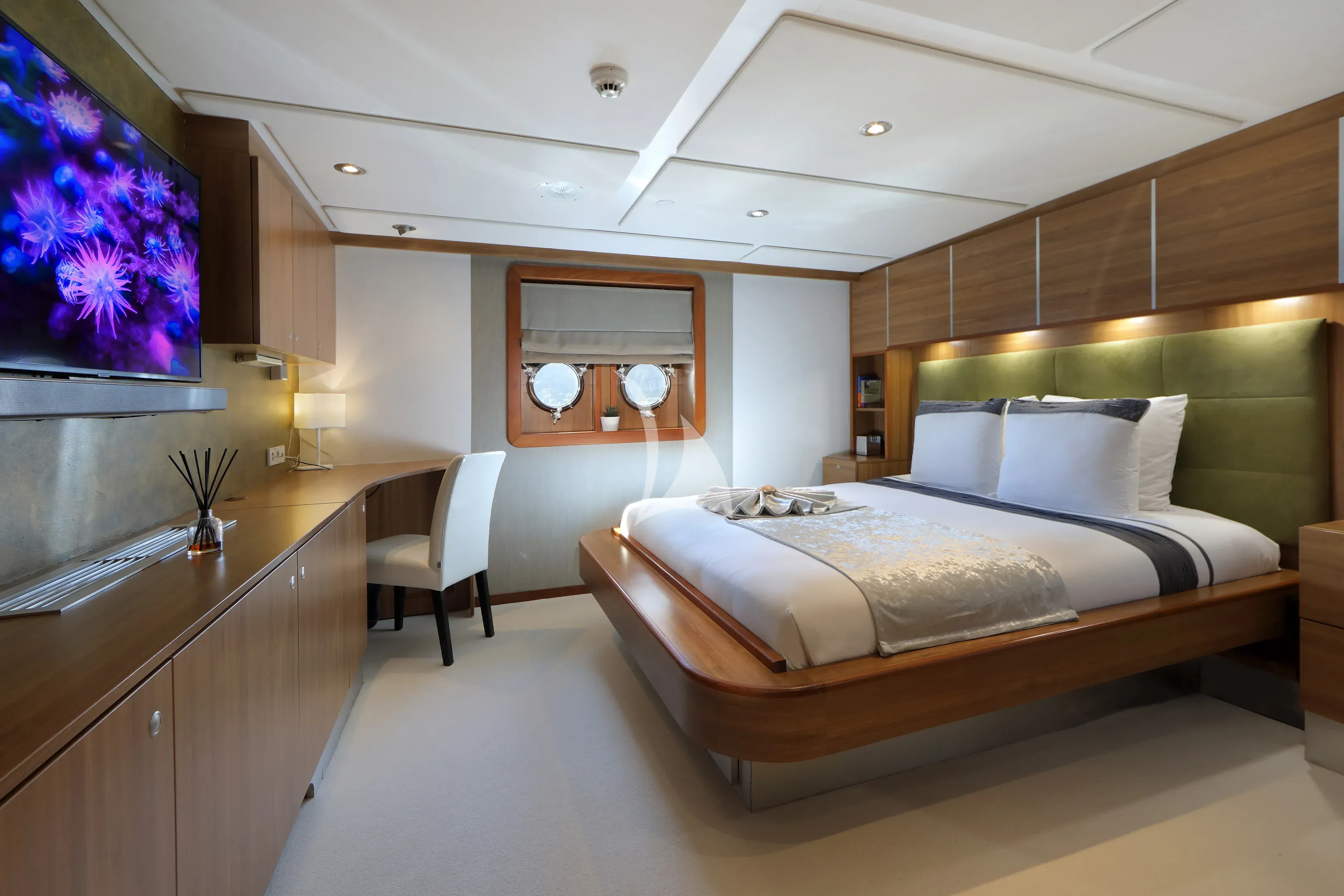 levante_yacht