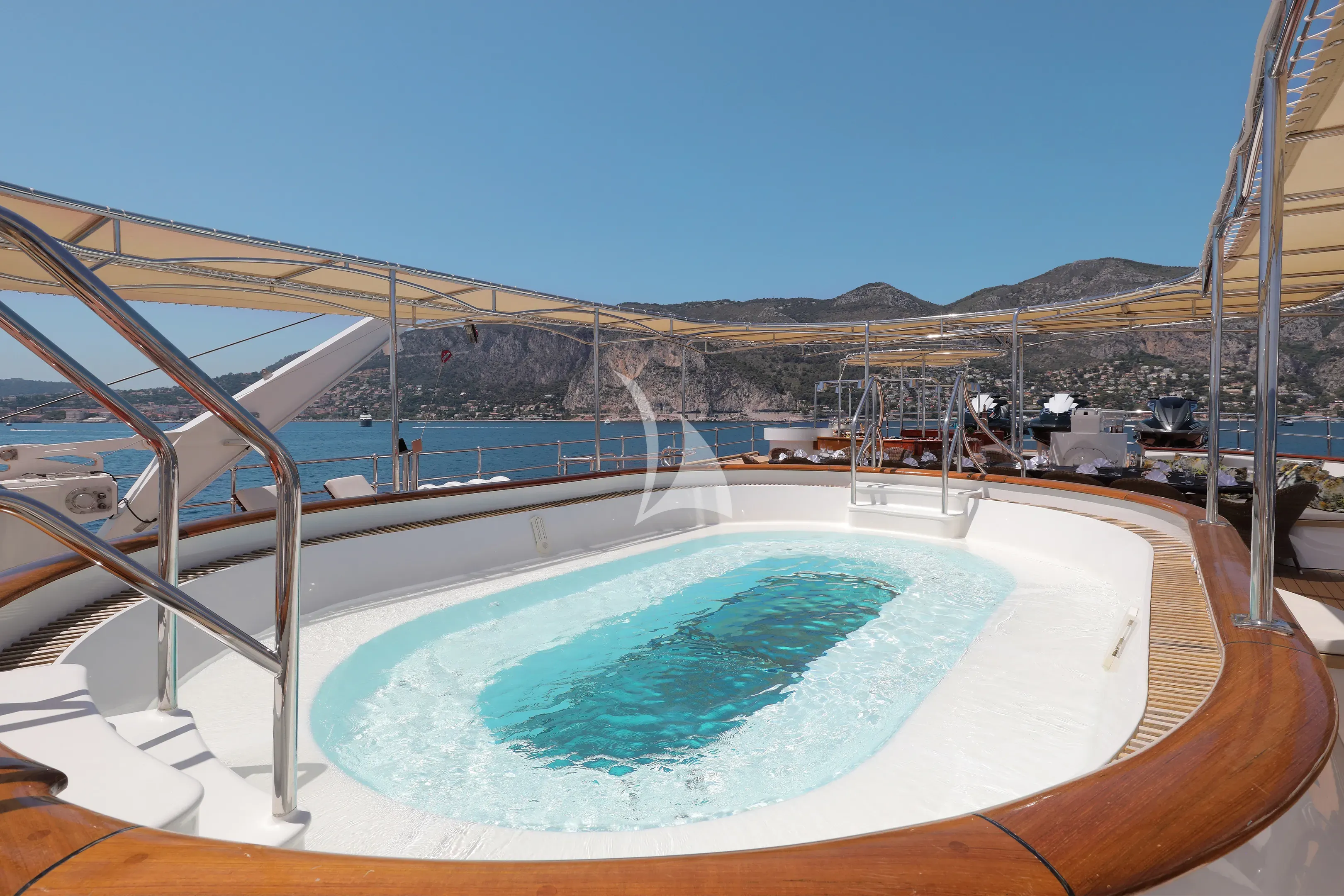 levante_yacht