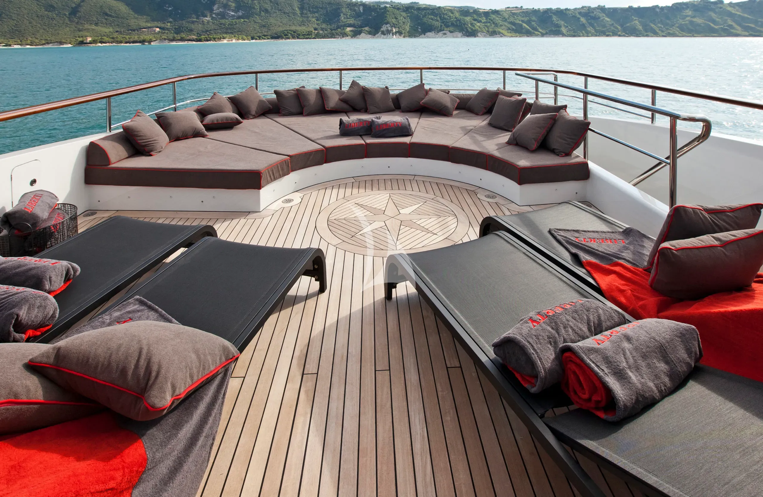 levante_yacht