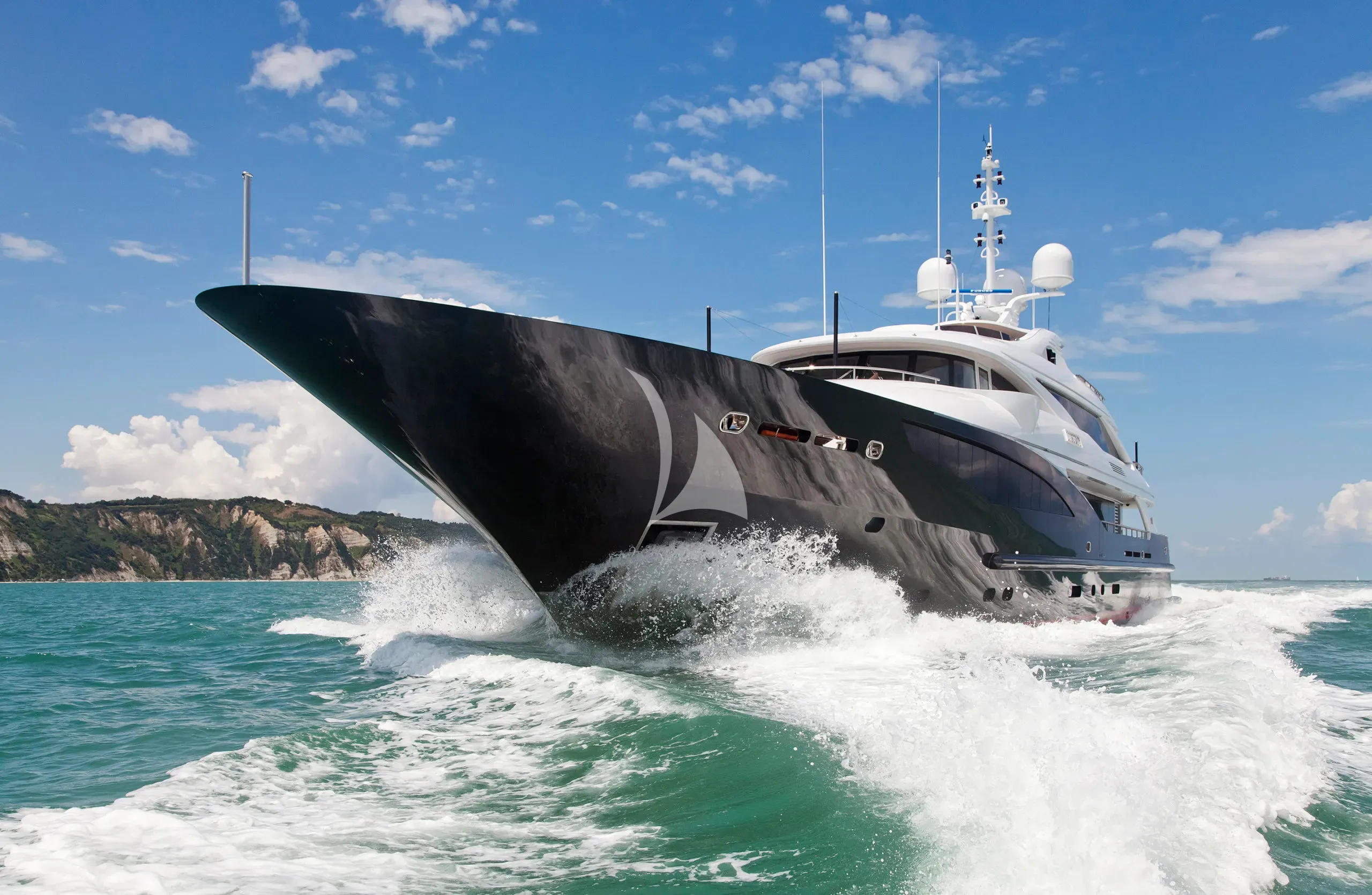 levante_yacht