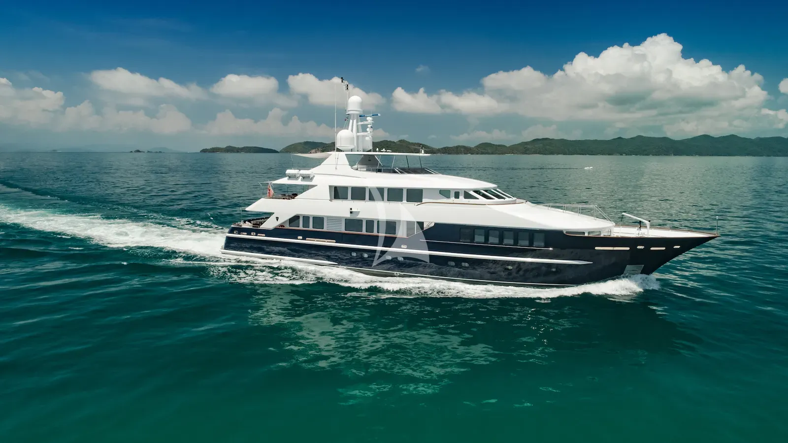 levante_yacht