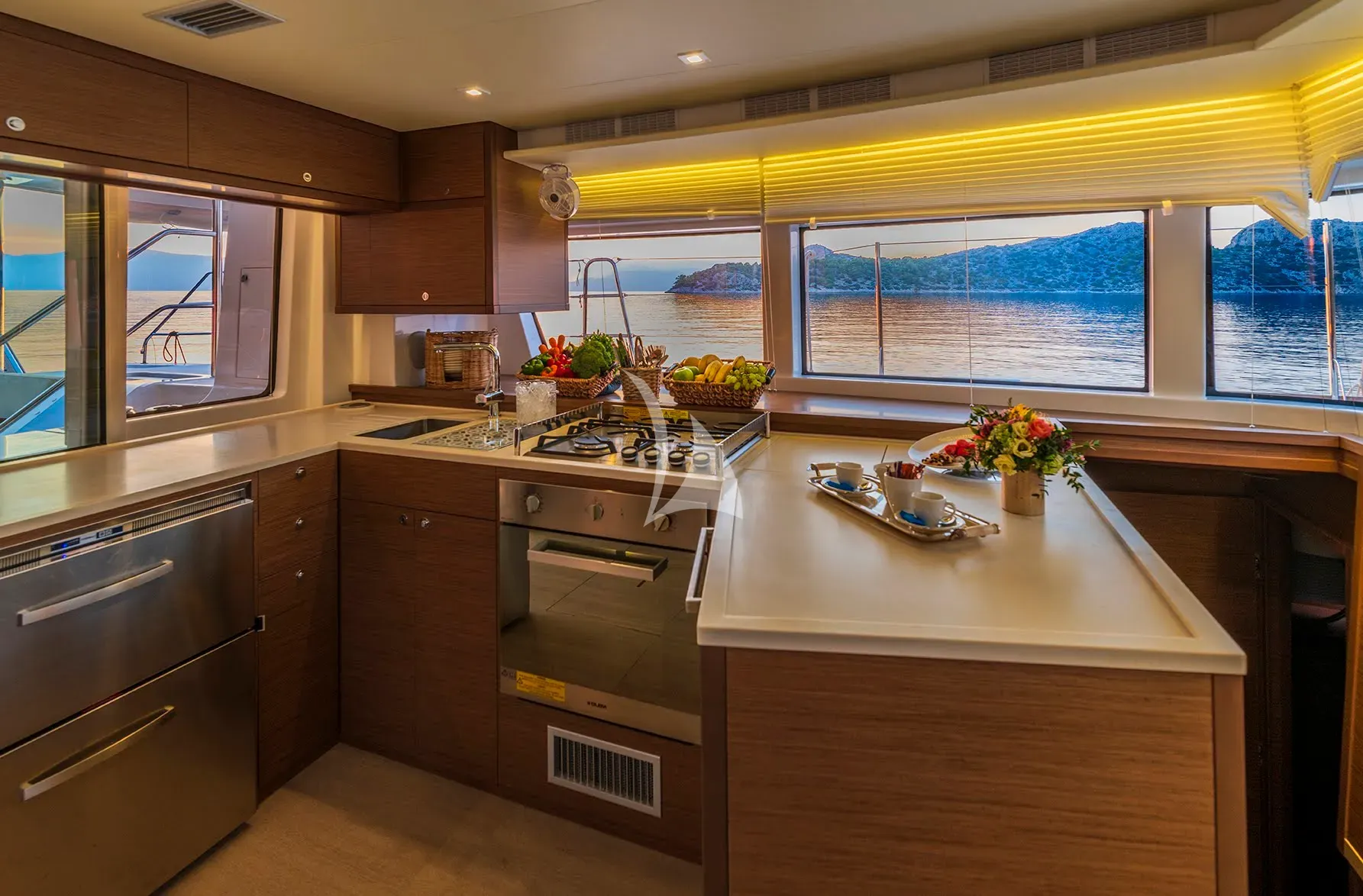 levante_yacht