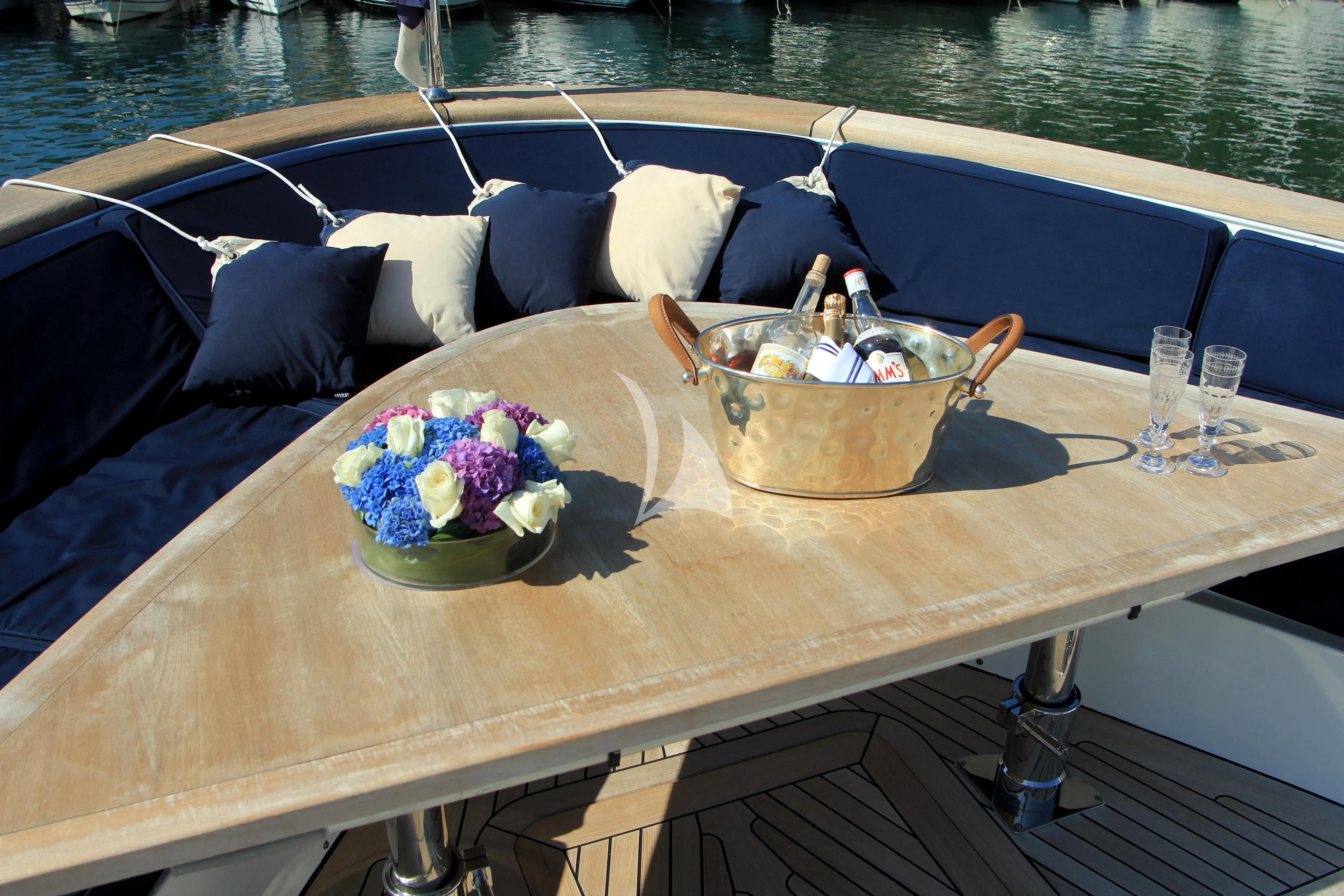 levante_yacht