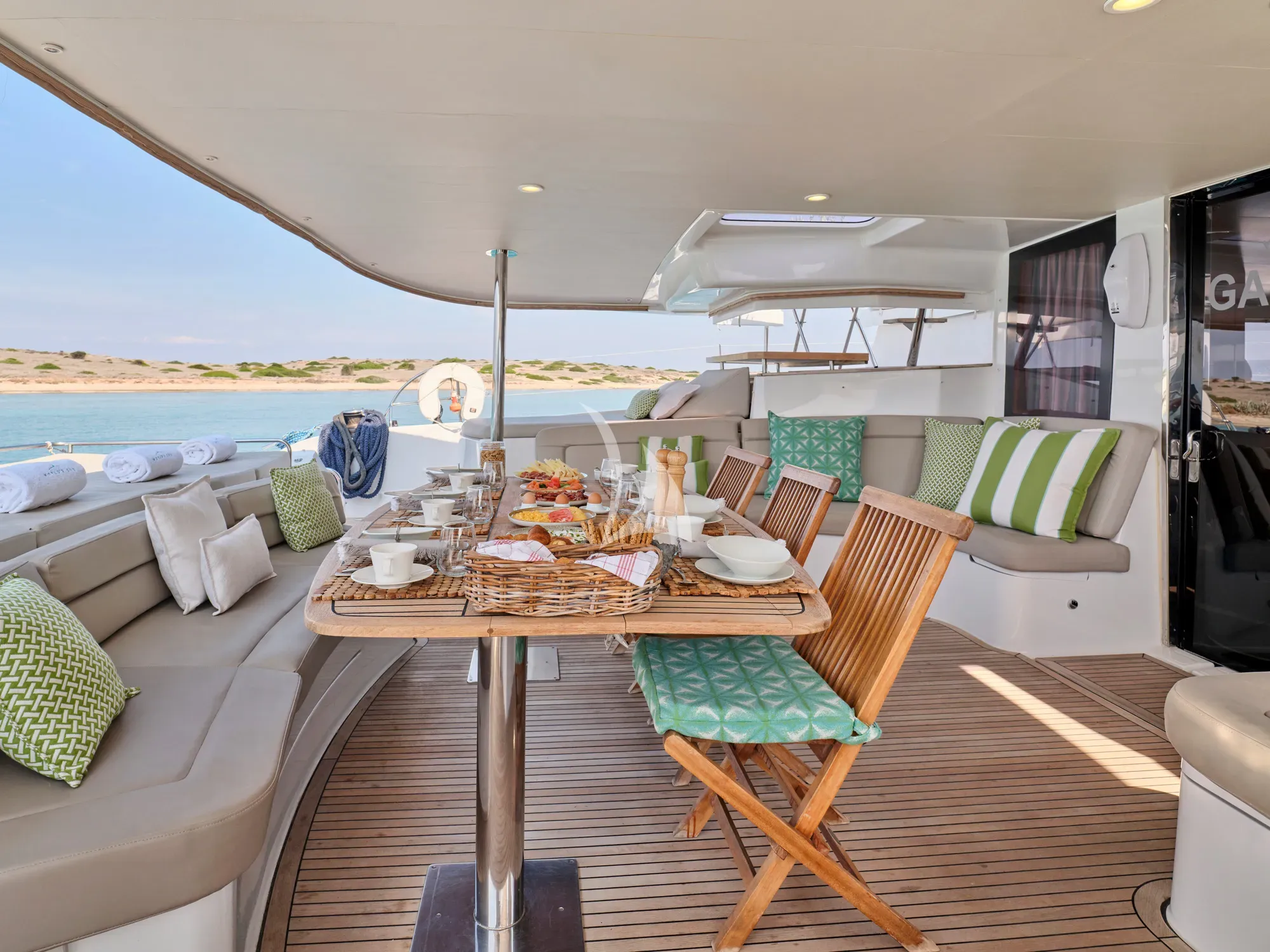 levante_yacht