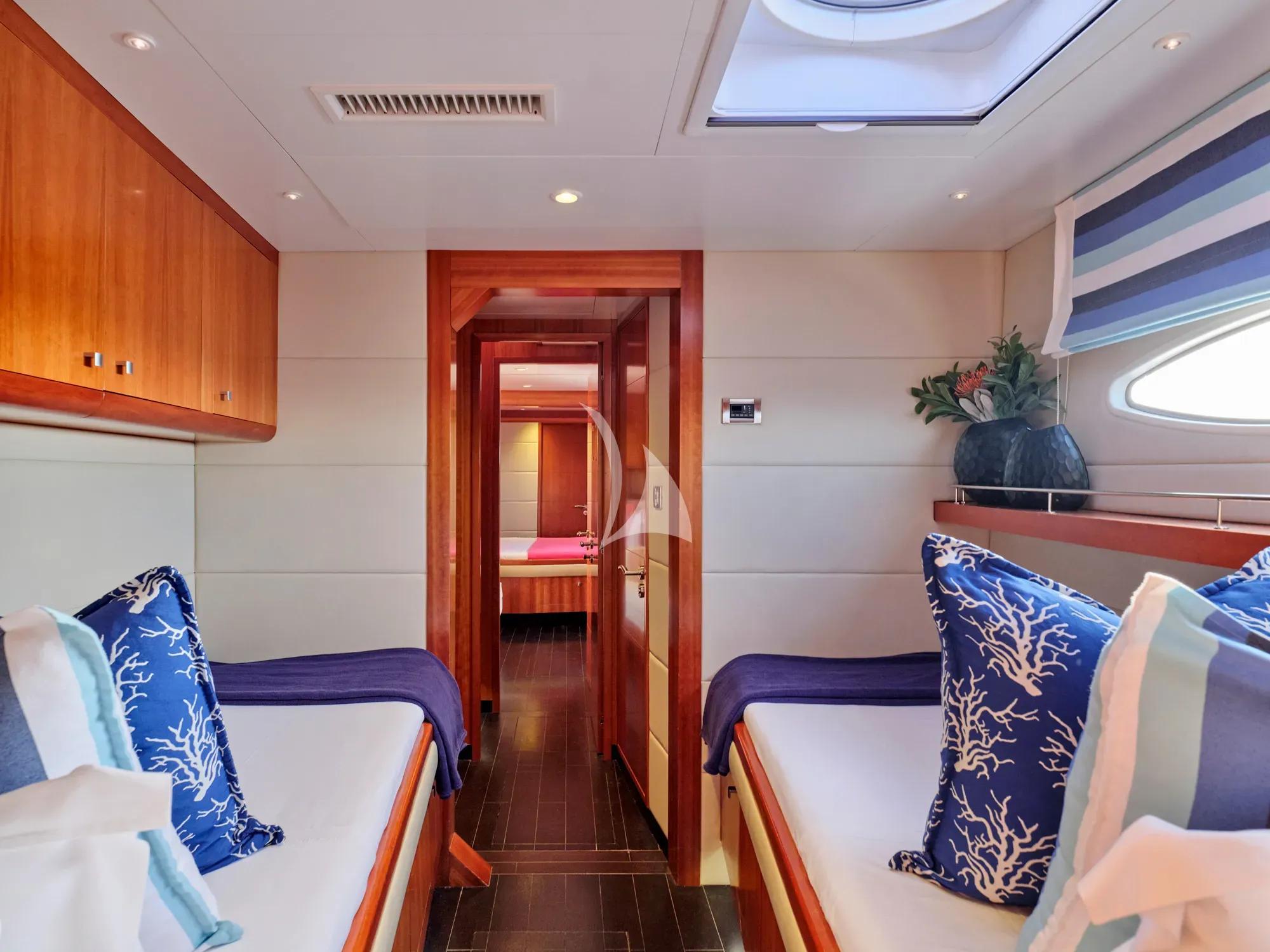 levante_yacht