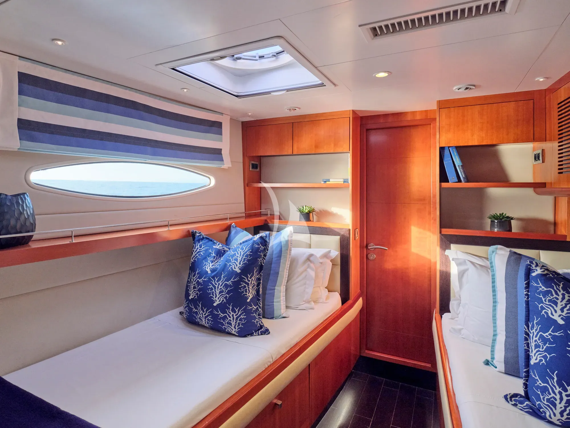 levante_yacht