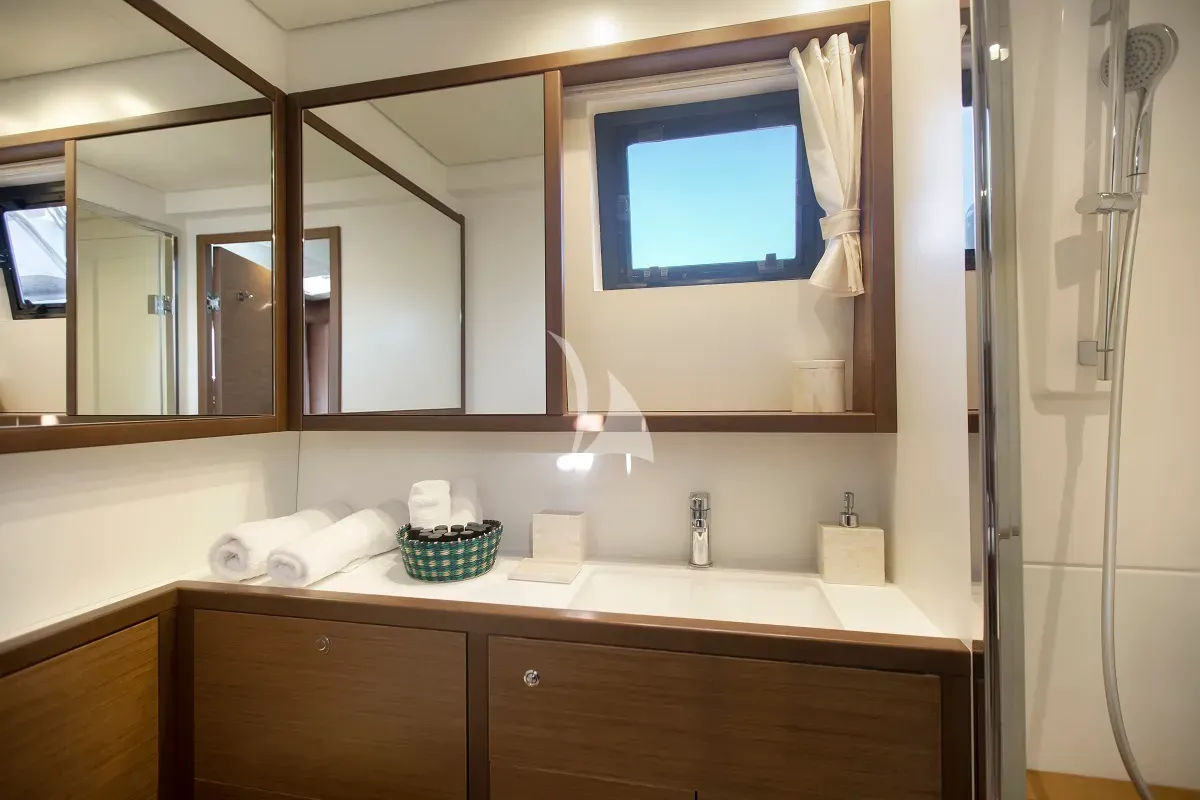 levante_yacht