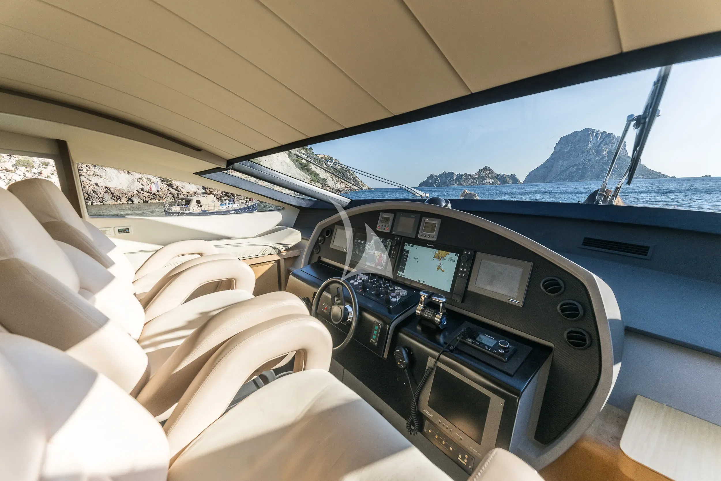 levante_yacht