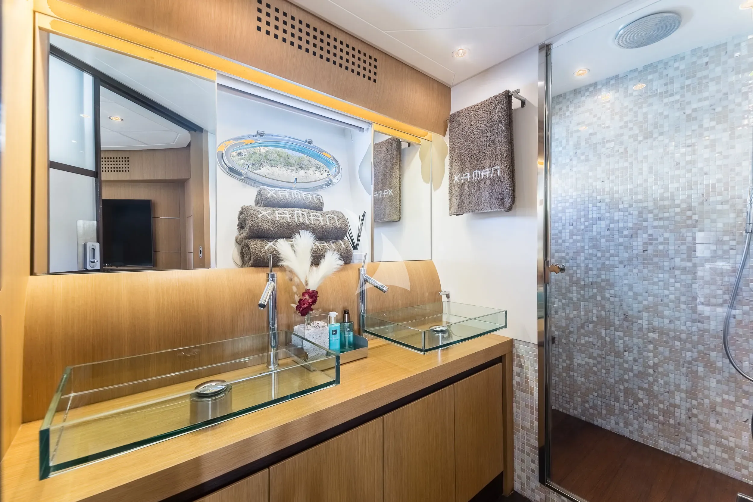levante_yacht