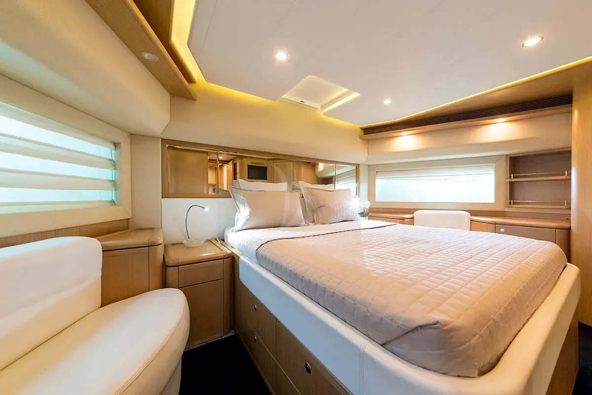 levante_yacht